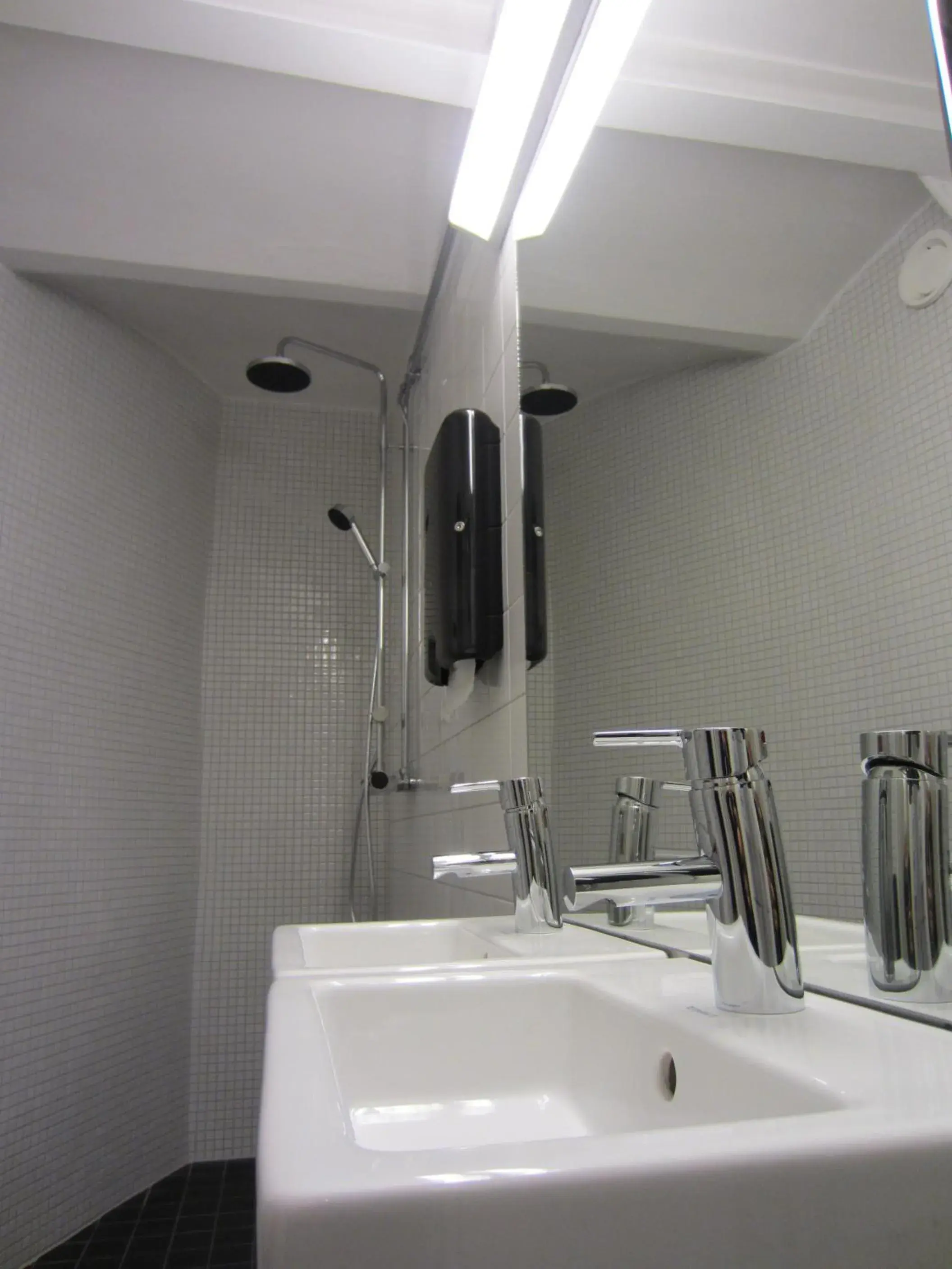 Bathroom in Hostel Dalagatan Bathroom in Hostel Dalagatan