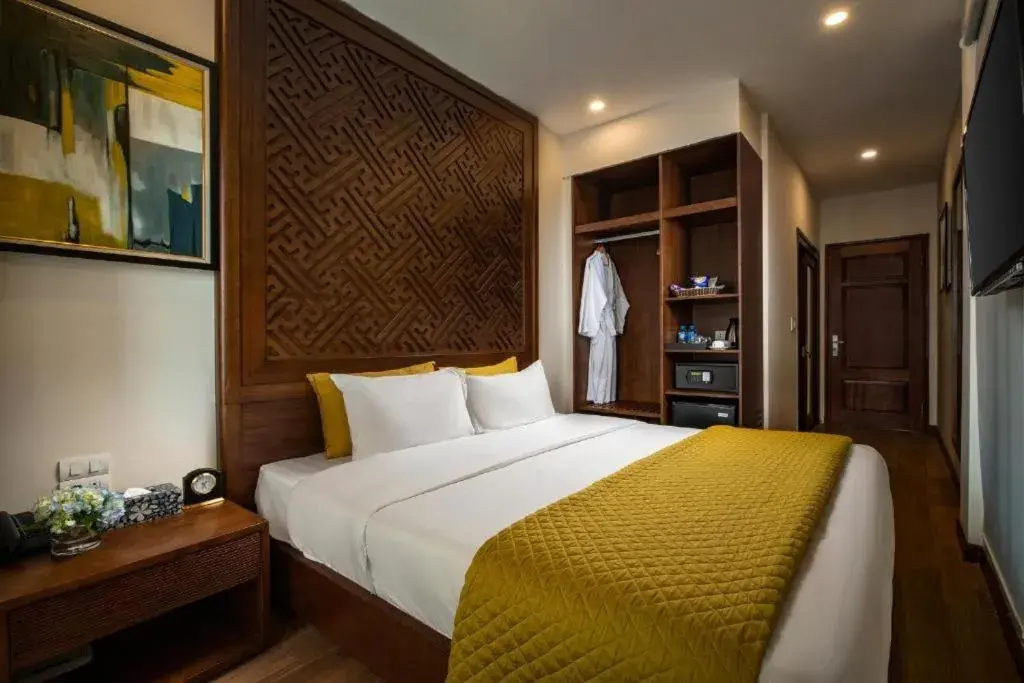 Bed in Hanoi Lakeside Premium Hotel & Travel Bed in Hanoi Lakeside Premium Hotel & Travel