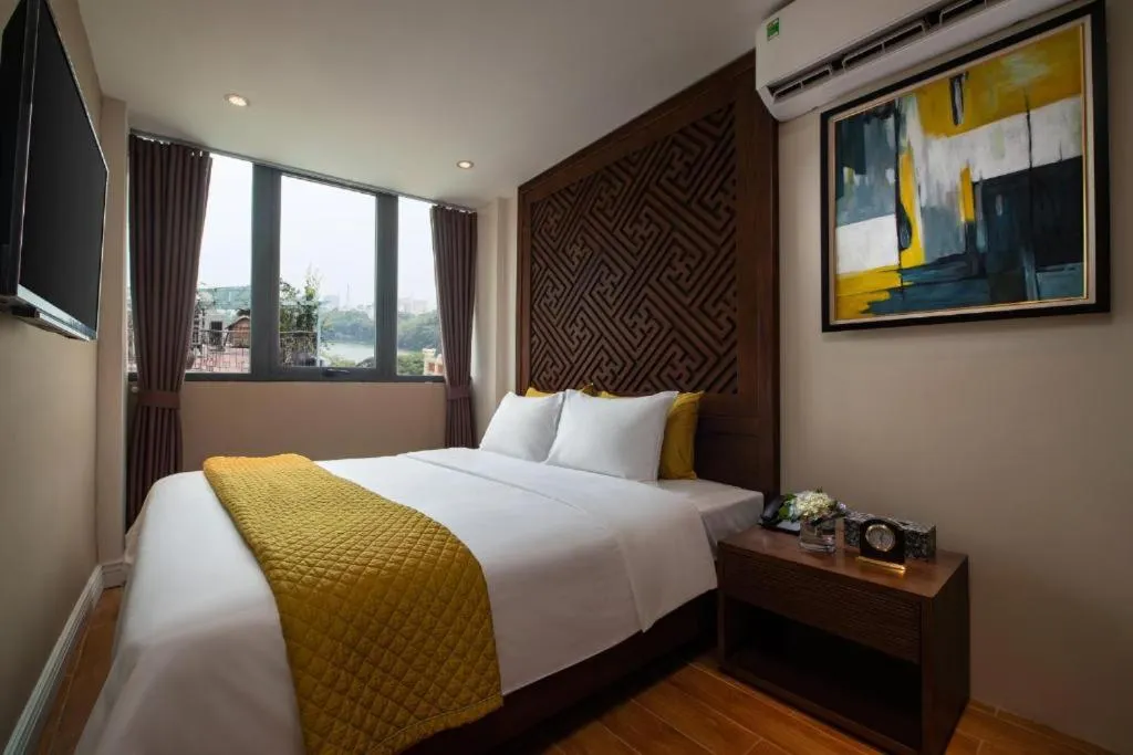 Bed in Hanoi Lakeside Premium Hotel & Travel