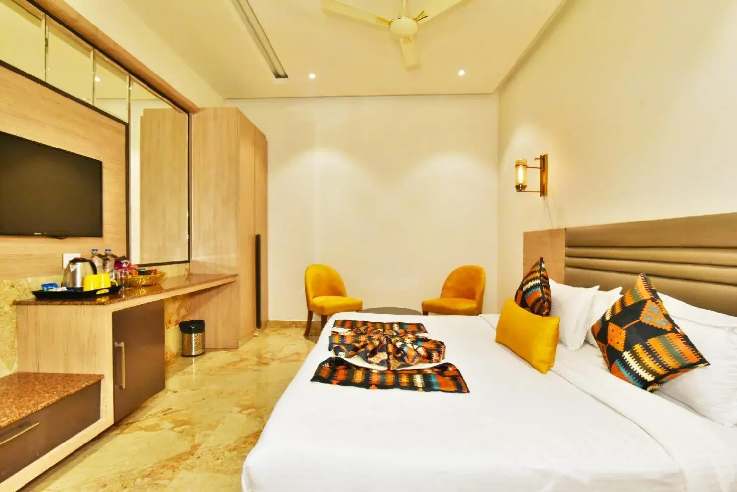 Bedroom, Bed in Hotel Infa - 400m From Golden Temple Bedroom, Bed in Hotel Infa - 400m From Golden Temple