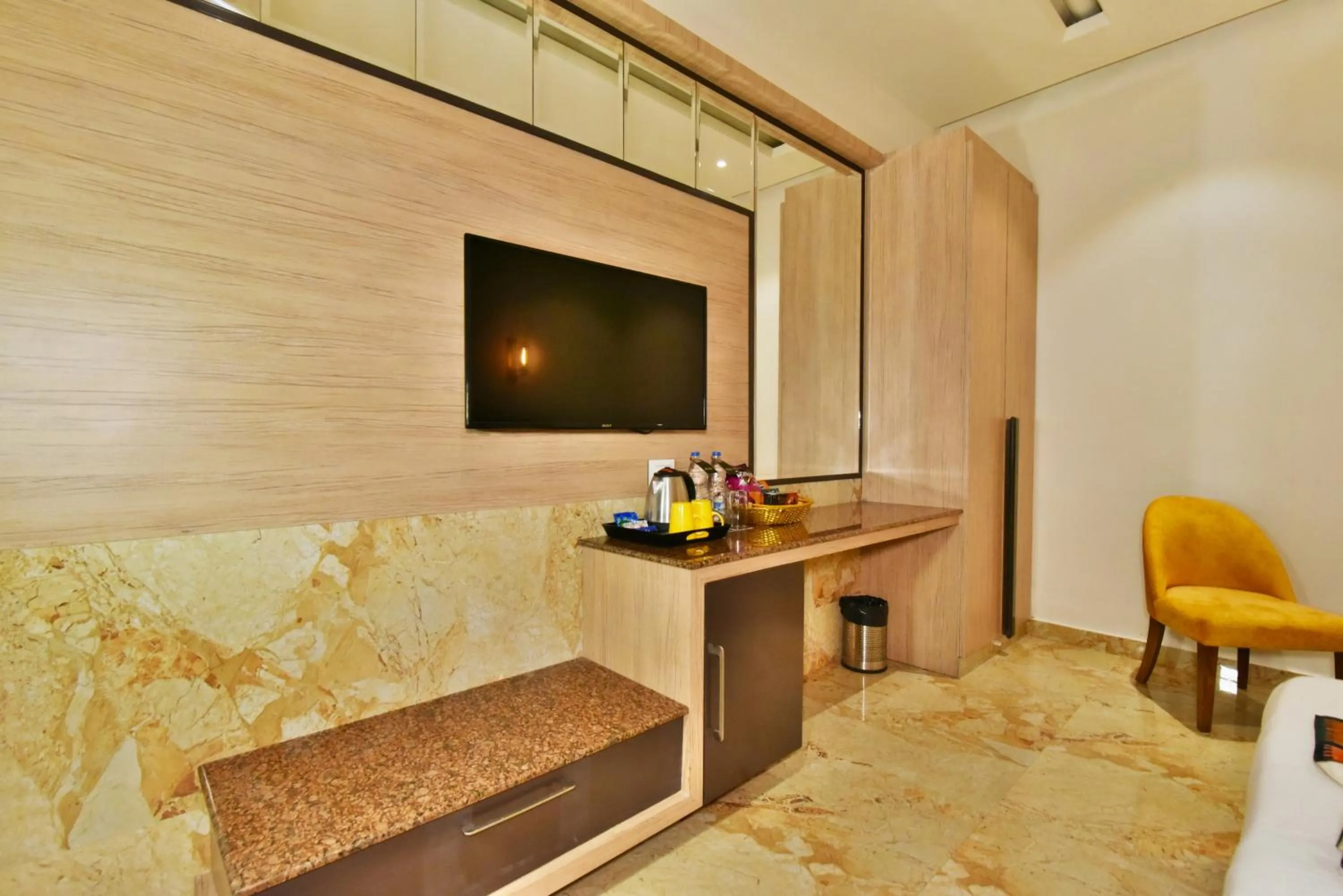 Bedroom in Hotel Infa - 400m From Golden Temple