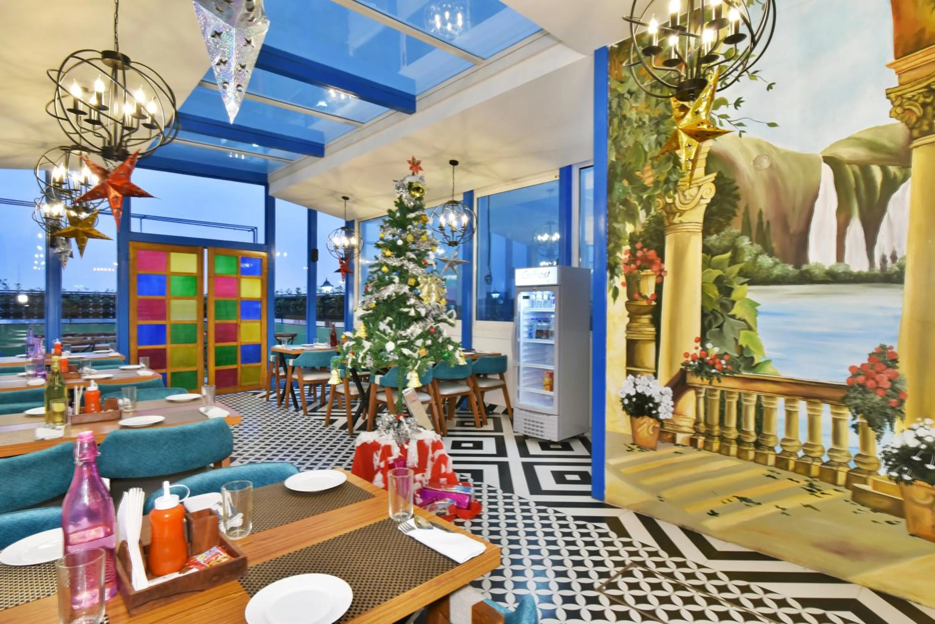 Dining area in Hotel Infa - 400m From Golden Temple