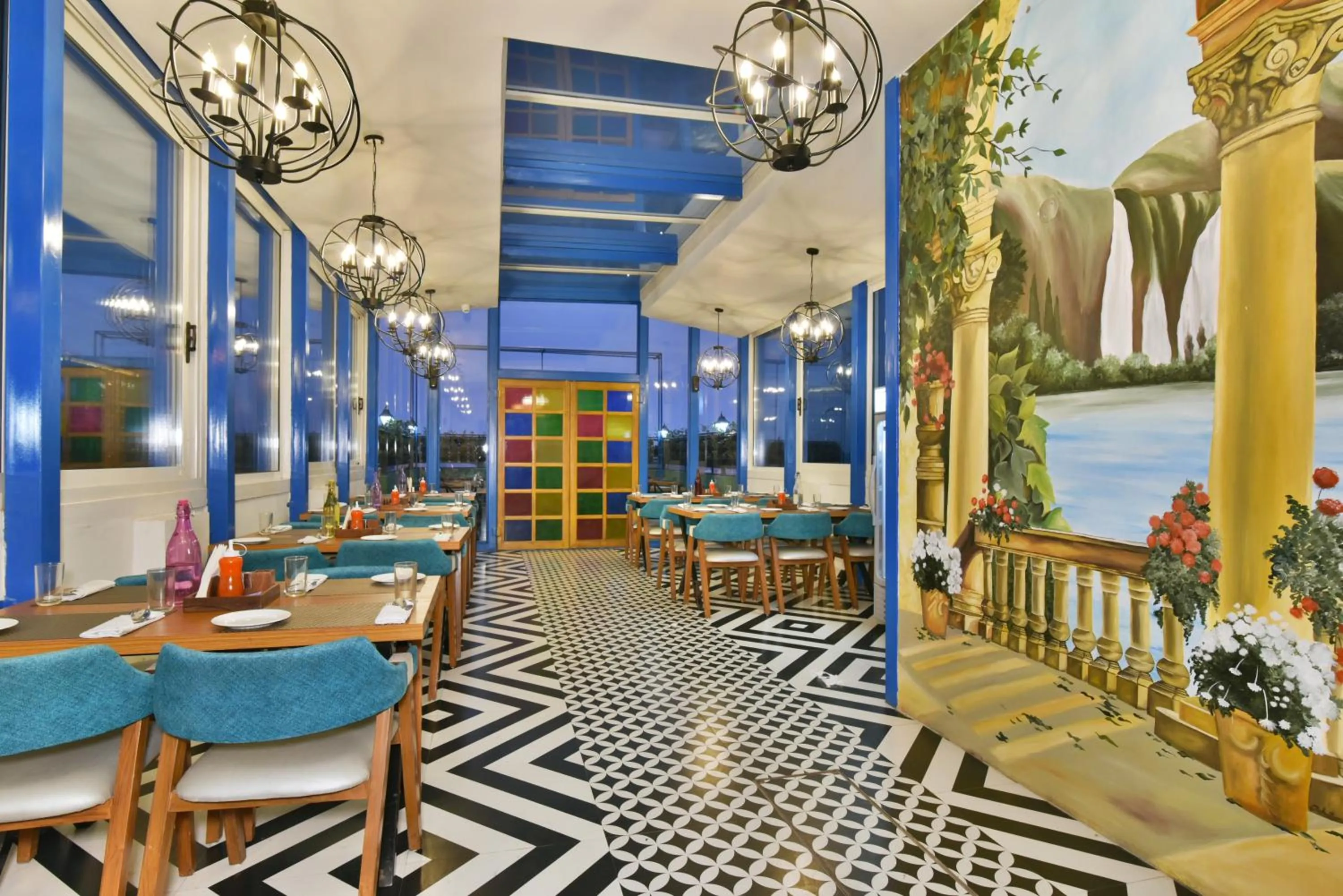 Lounge or bar in Hotel Infa - 400m From Golden Temple