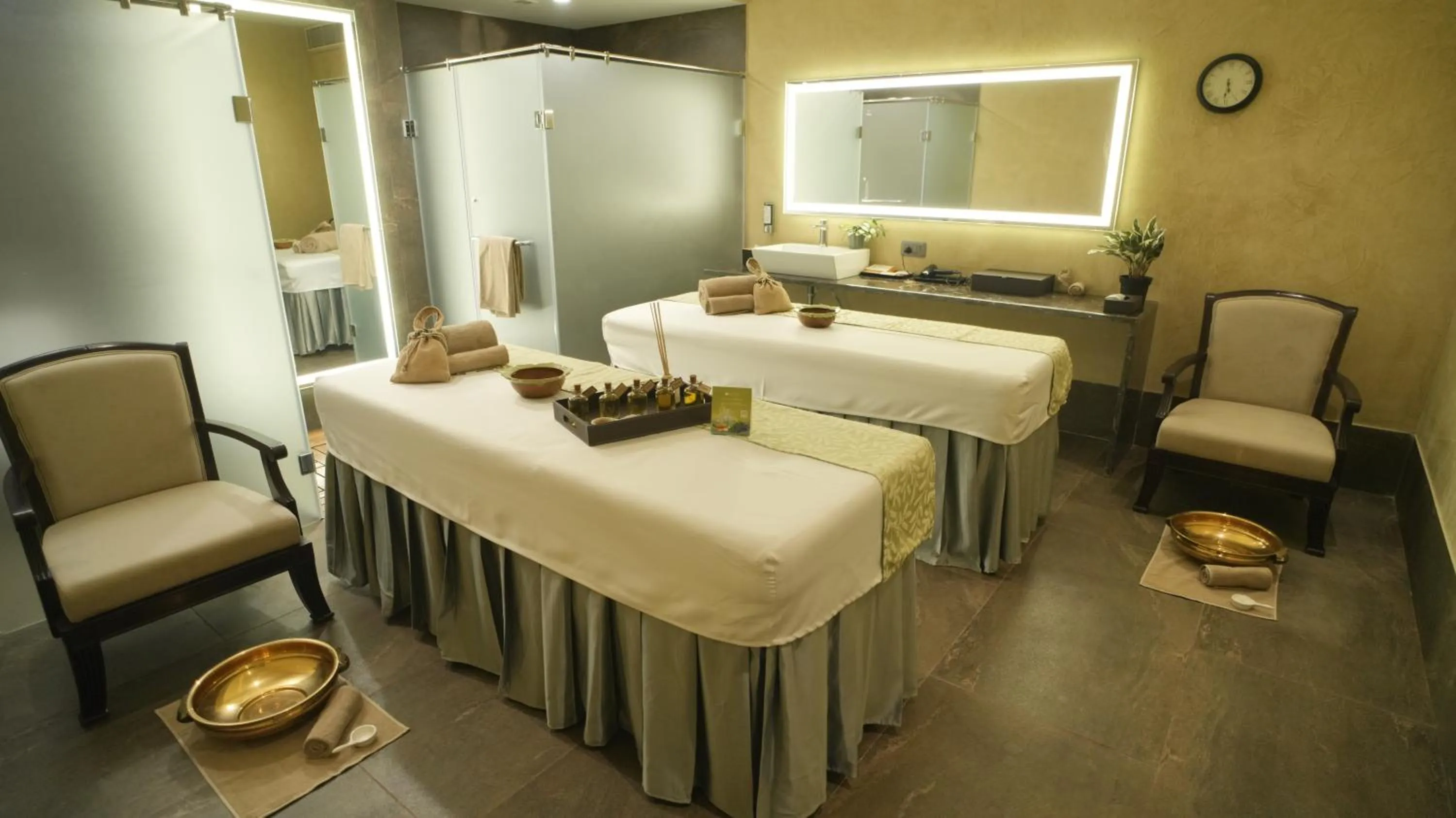 Massage, Bed in Gift City Club, a member of Radisson Individuals