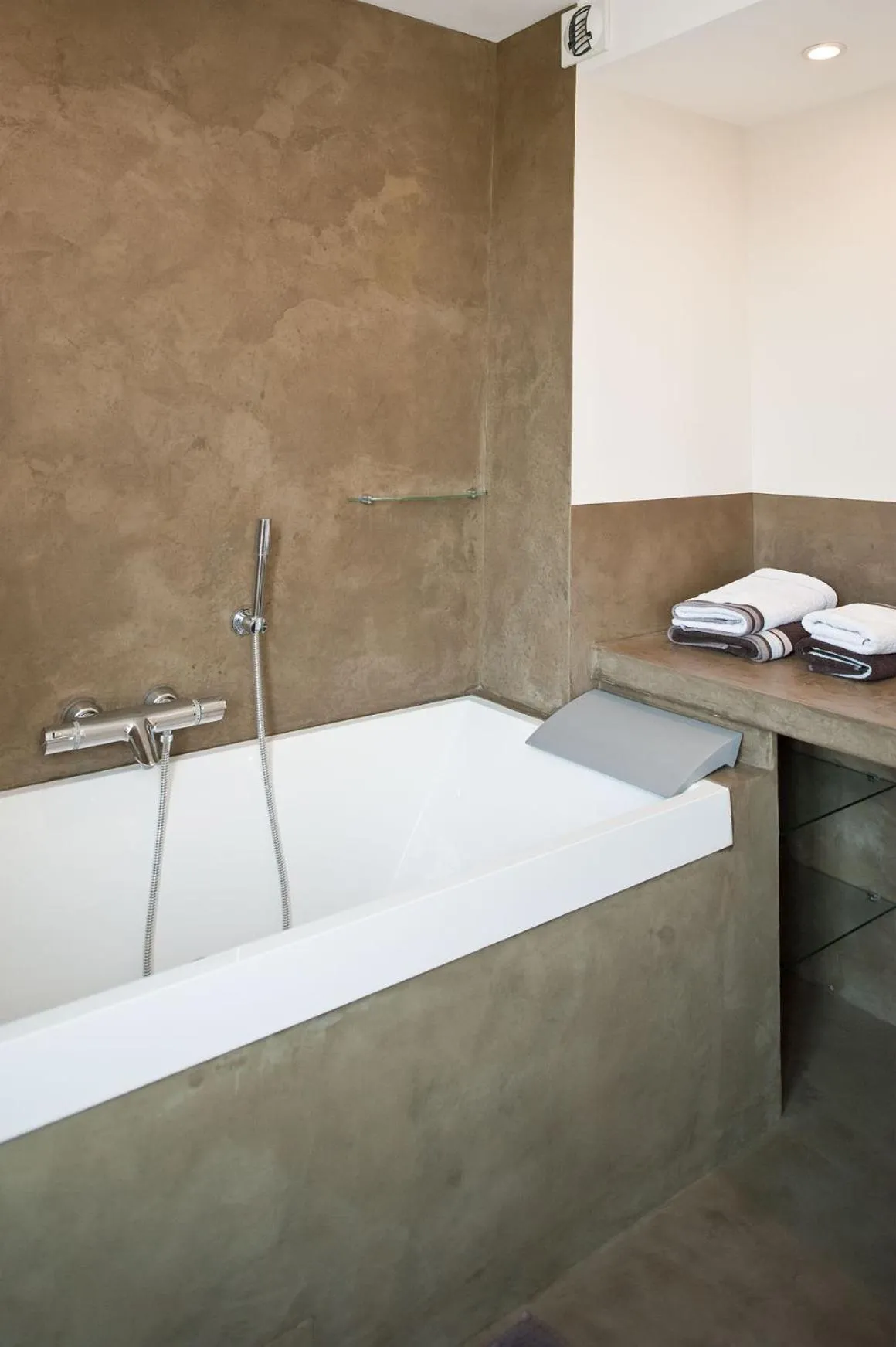 Bath in Maison d'Hôte de Myon