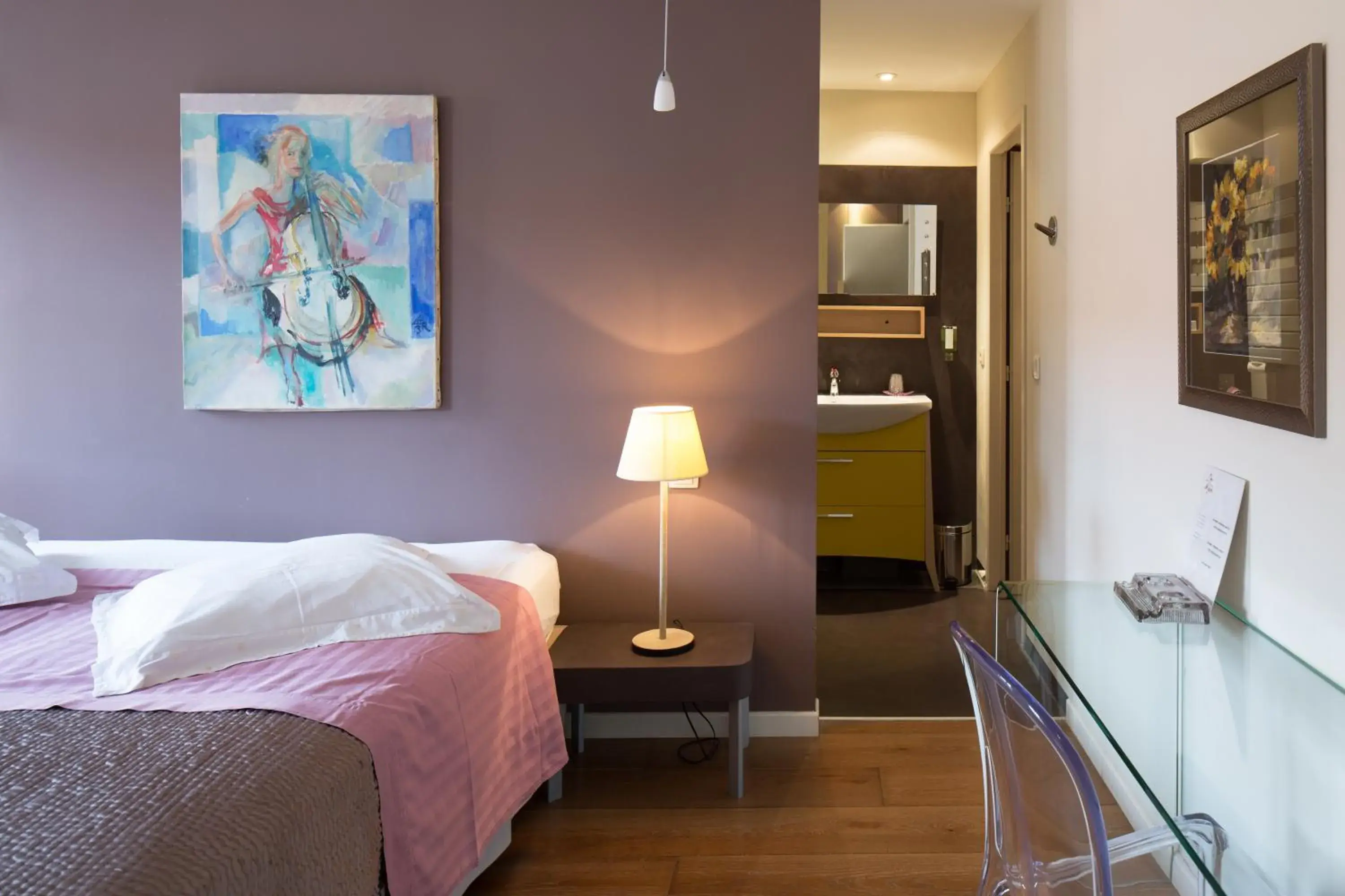 Studio only accessible by stairs - single occupancy in Maison d'Hôte de Myon Studio only accessible by stairs - single occupancy in Maison d'Hôte de Myon