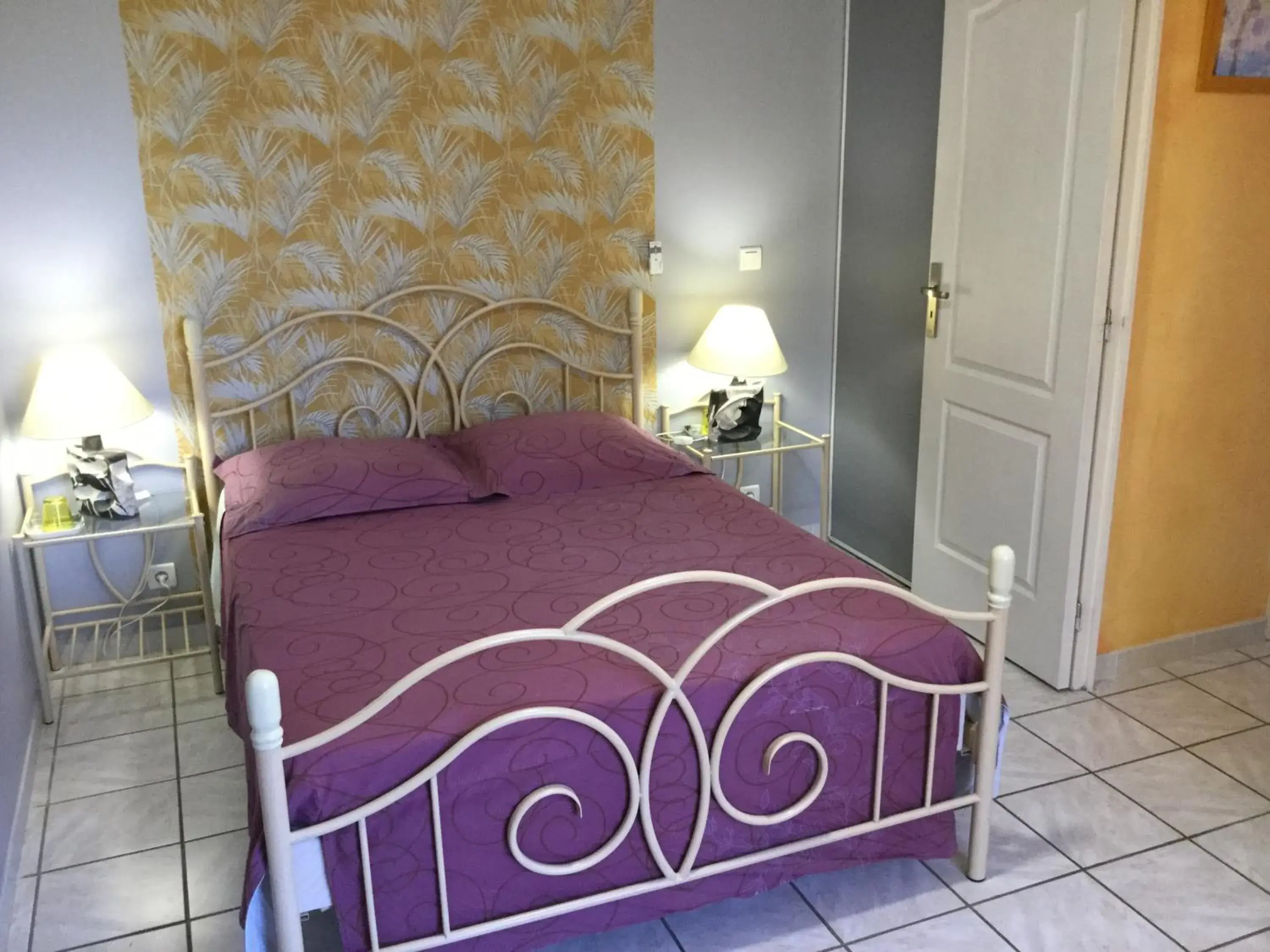 MAS SOLEIL ET VIGNES MAS SOLEIL ET VIGNES