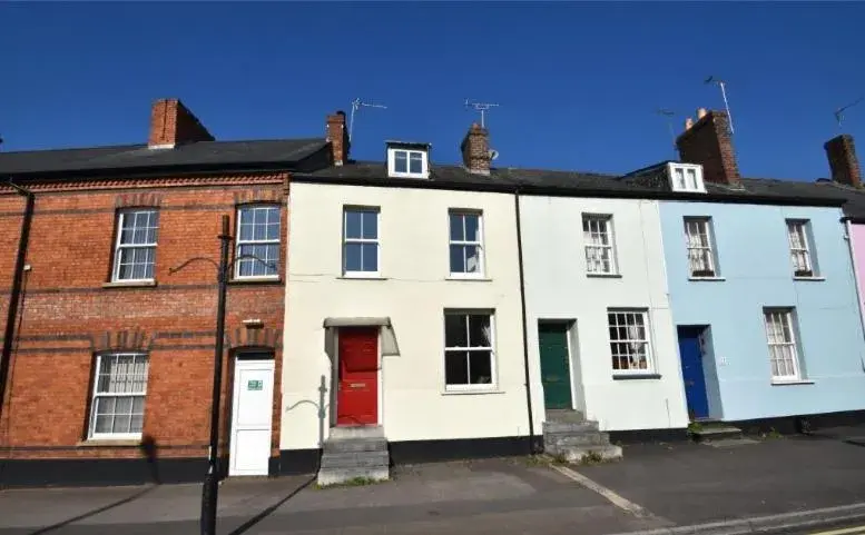 3 Bedroom Character Townhouse on Edge of Blackdown Hills 3 Bedroom Character Townhouse on Edge of Blackdown Hills
