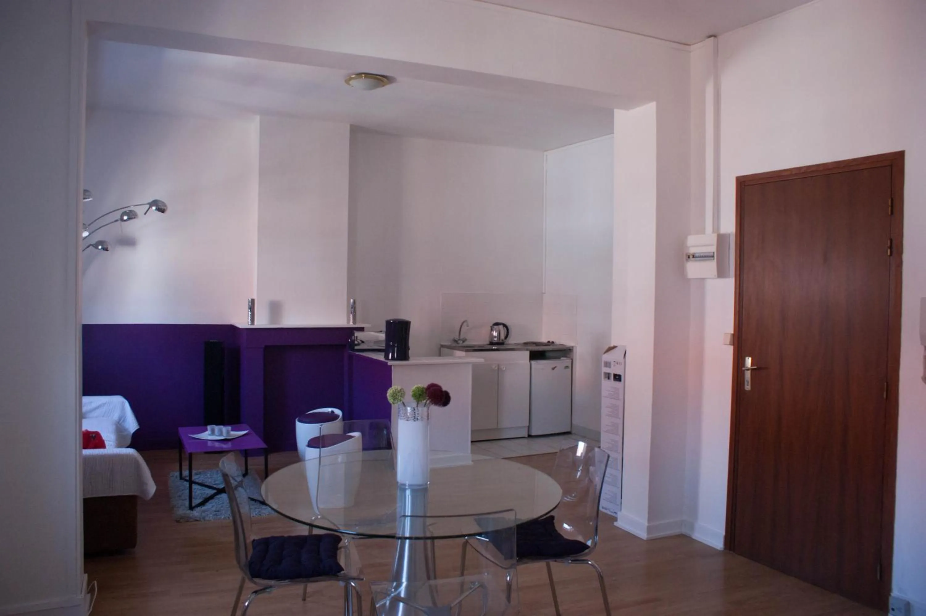 Photo of the whole room in Les studios de la grand Place