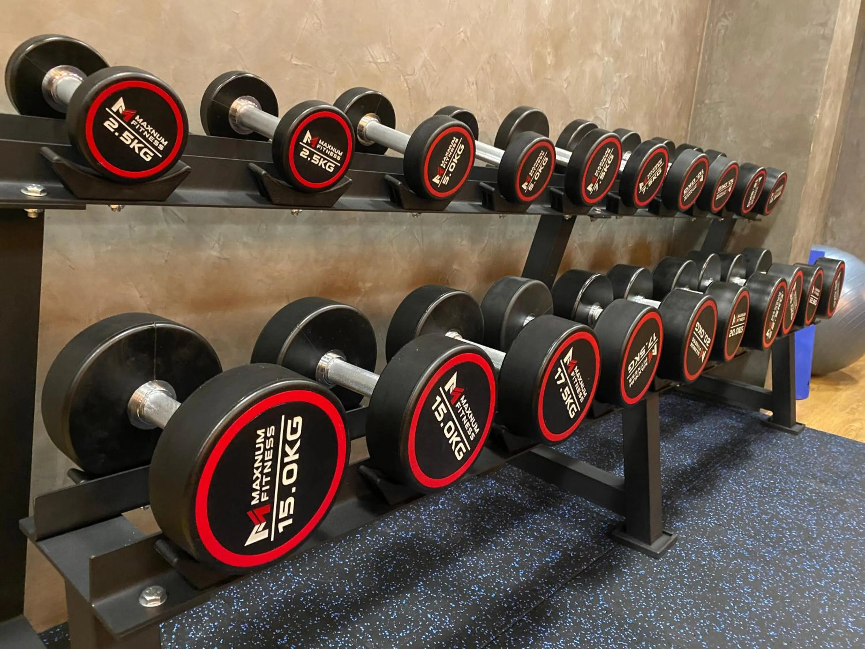 Fitness centre/facilities in The Gallery Hotel Nai Harn