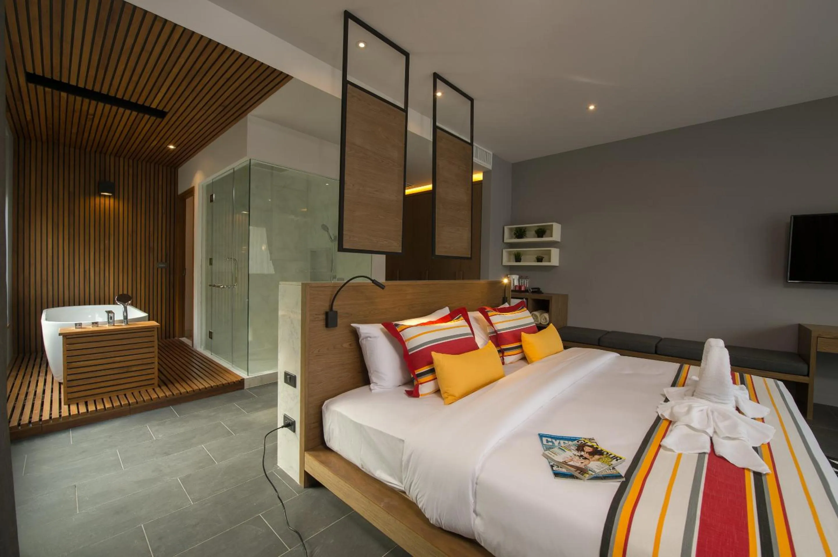 Bedroom, Bed in The Gallery Hotel Nai Harn