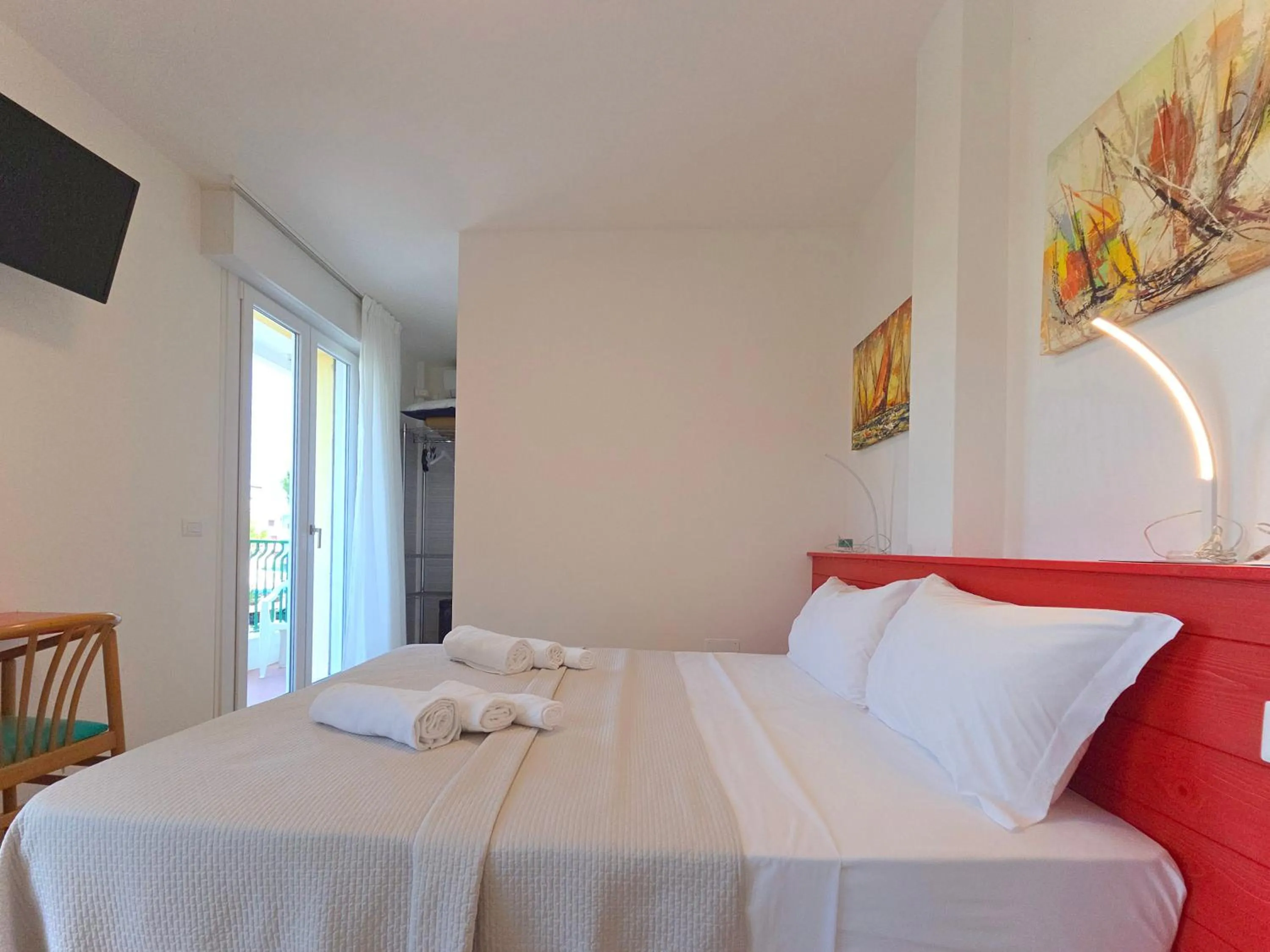 Bed in Hotel Royal Garnì