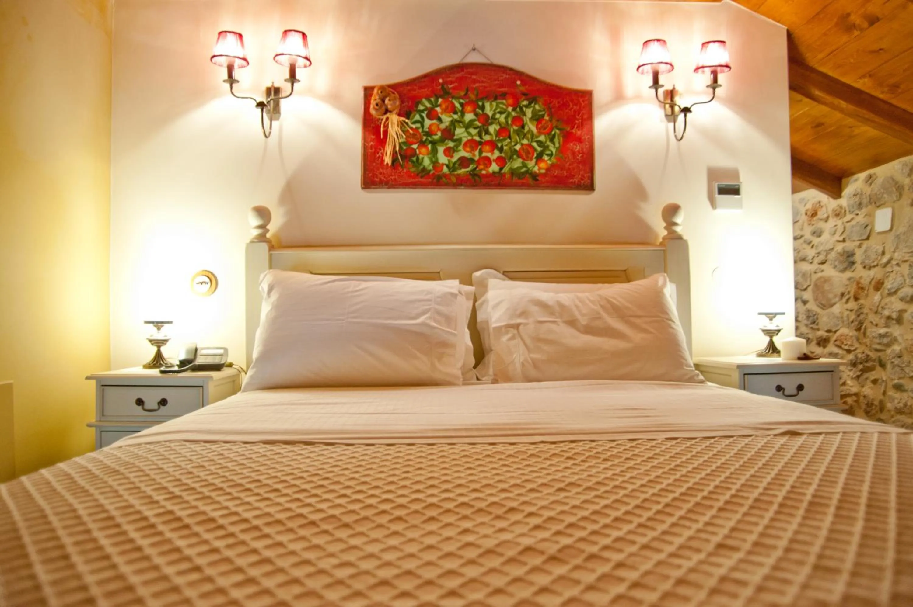 Bed in Archontiko Hatzipanayioti