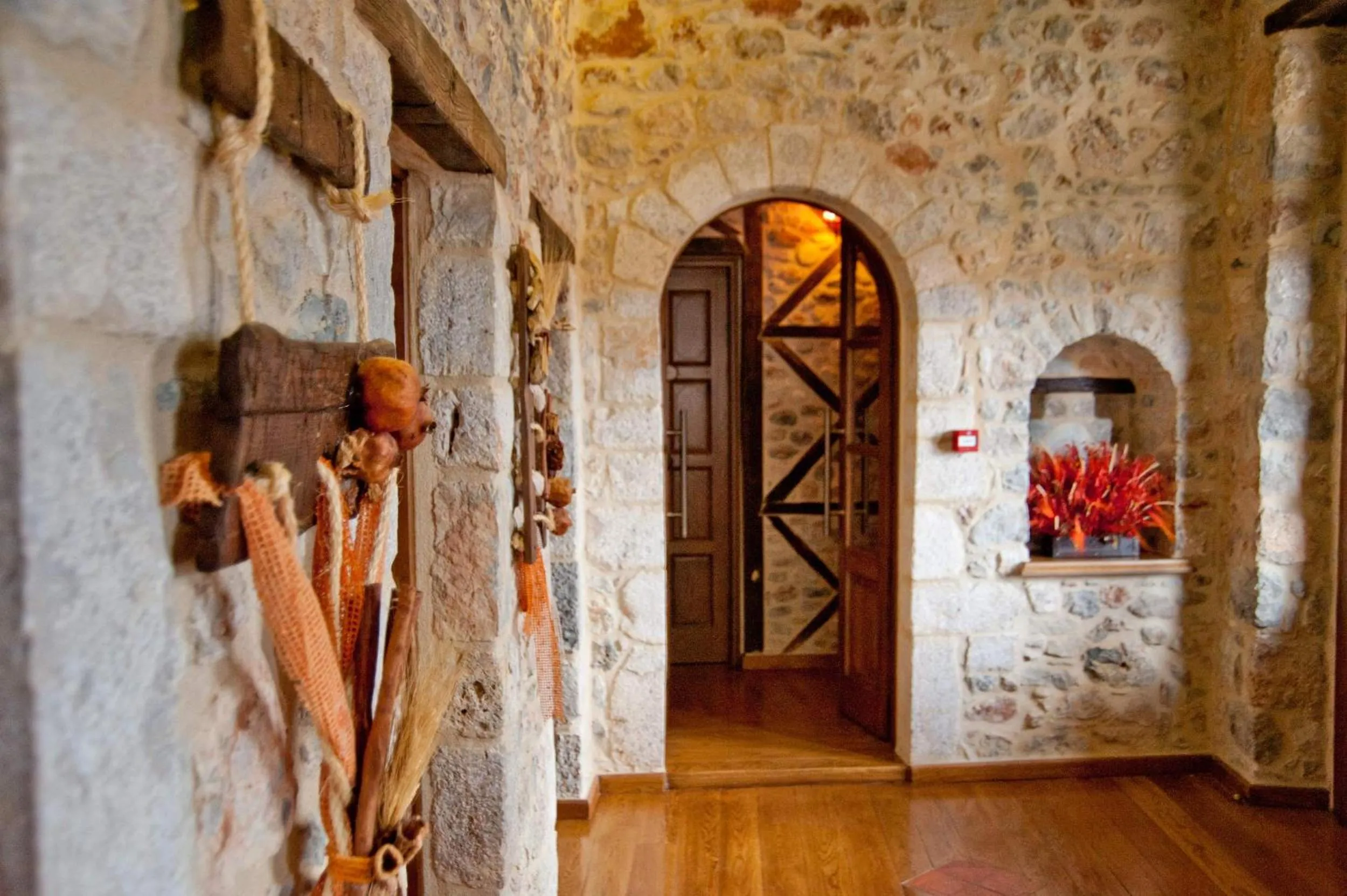 Decorative detail in Archontiko Hatzipanayioti