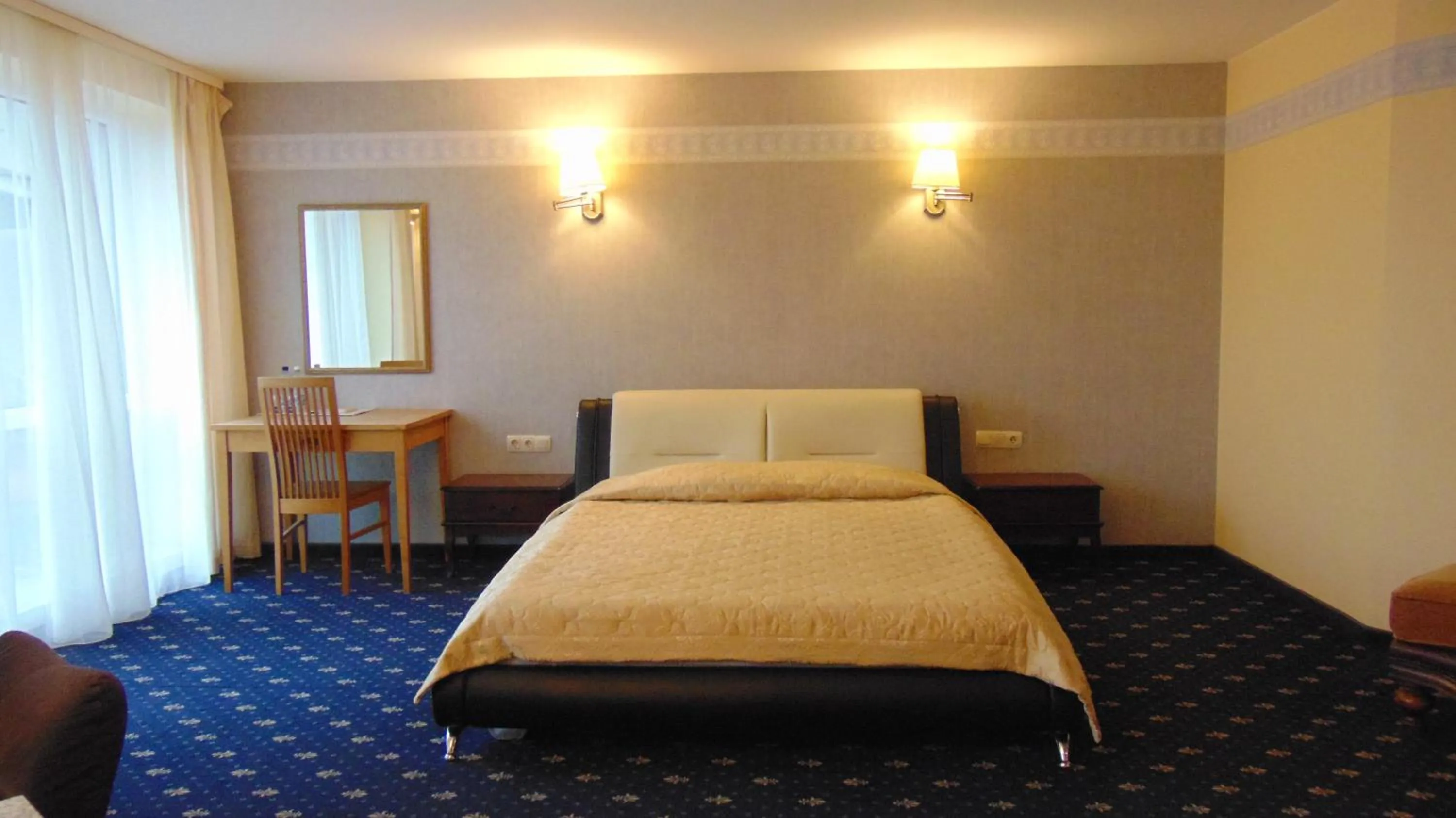 Photo of the whole room, Bed in Villa Alicante & SPA