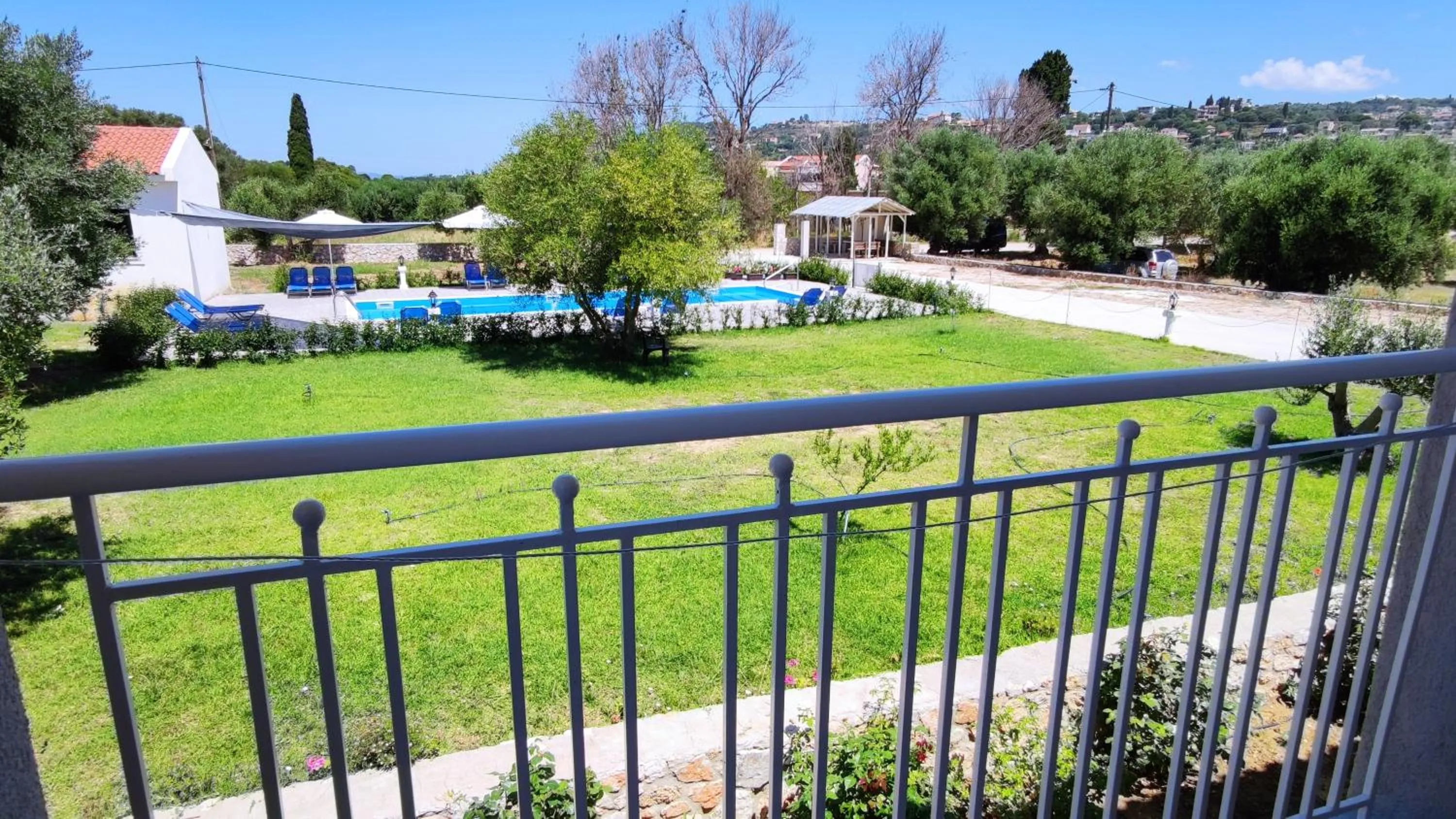Balcony/Terrace in Casa De Rosa Apartments & Studios