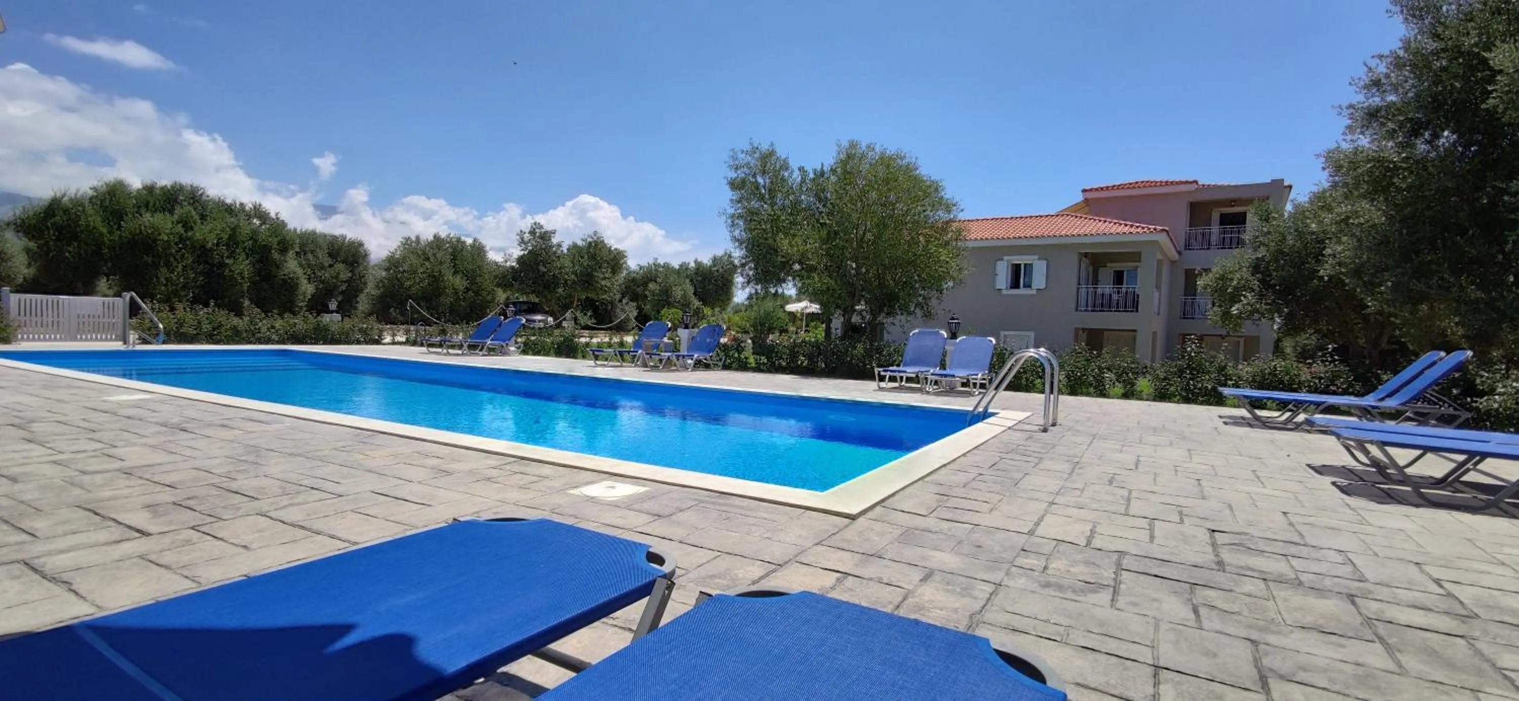 Garden in Casa De Rosa Apartments & Studios