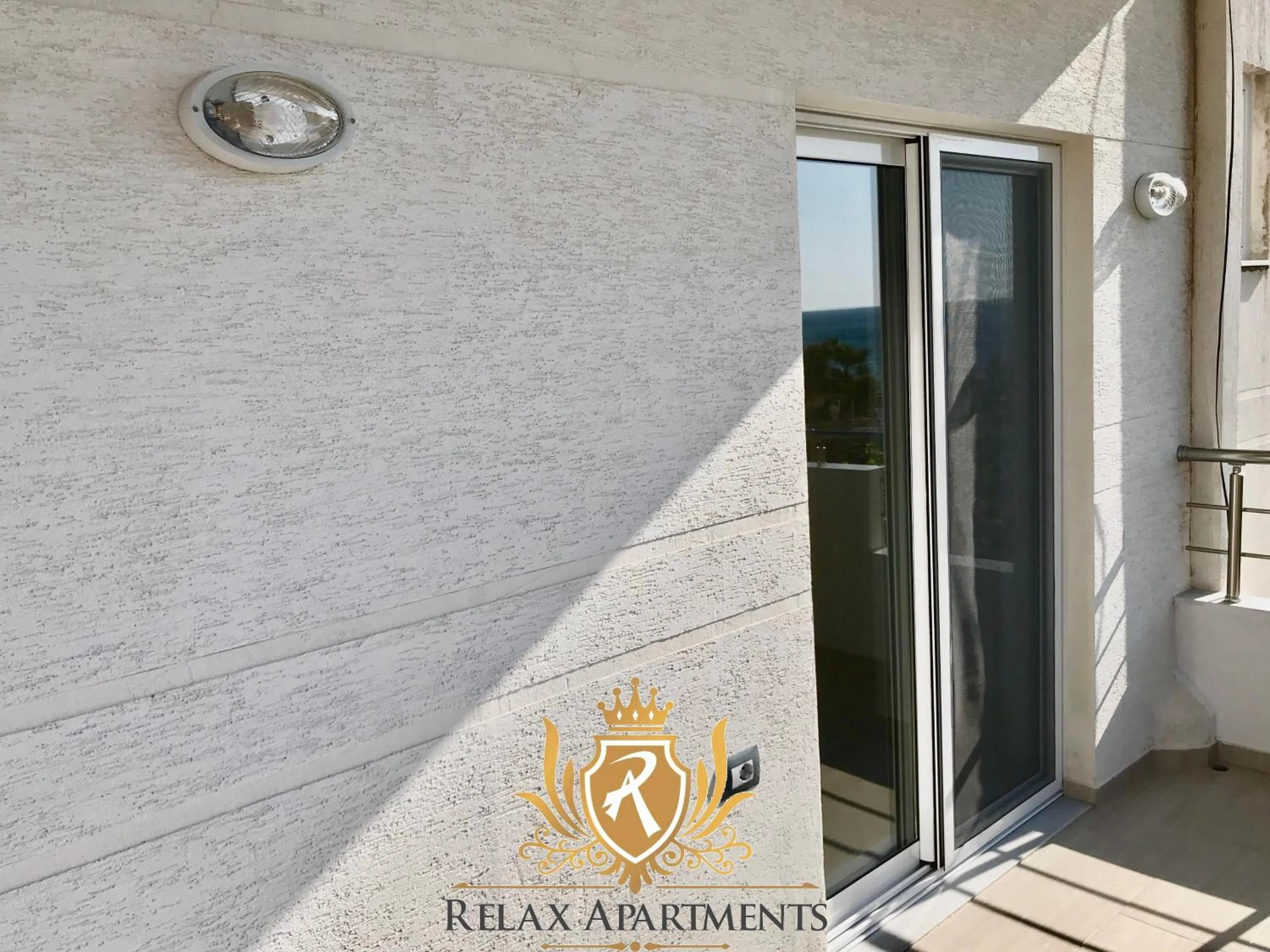 Durmishi Rooms & Apartments & Beach