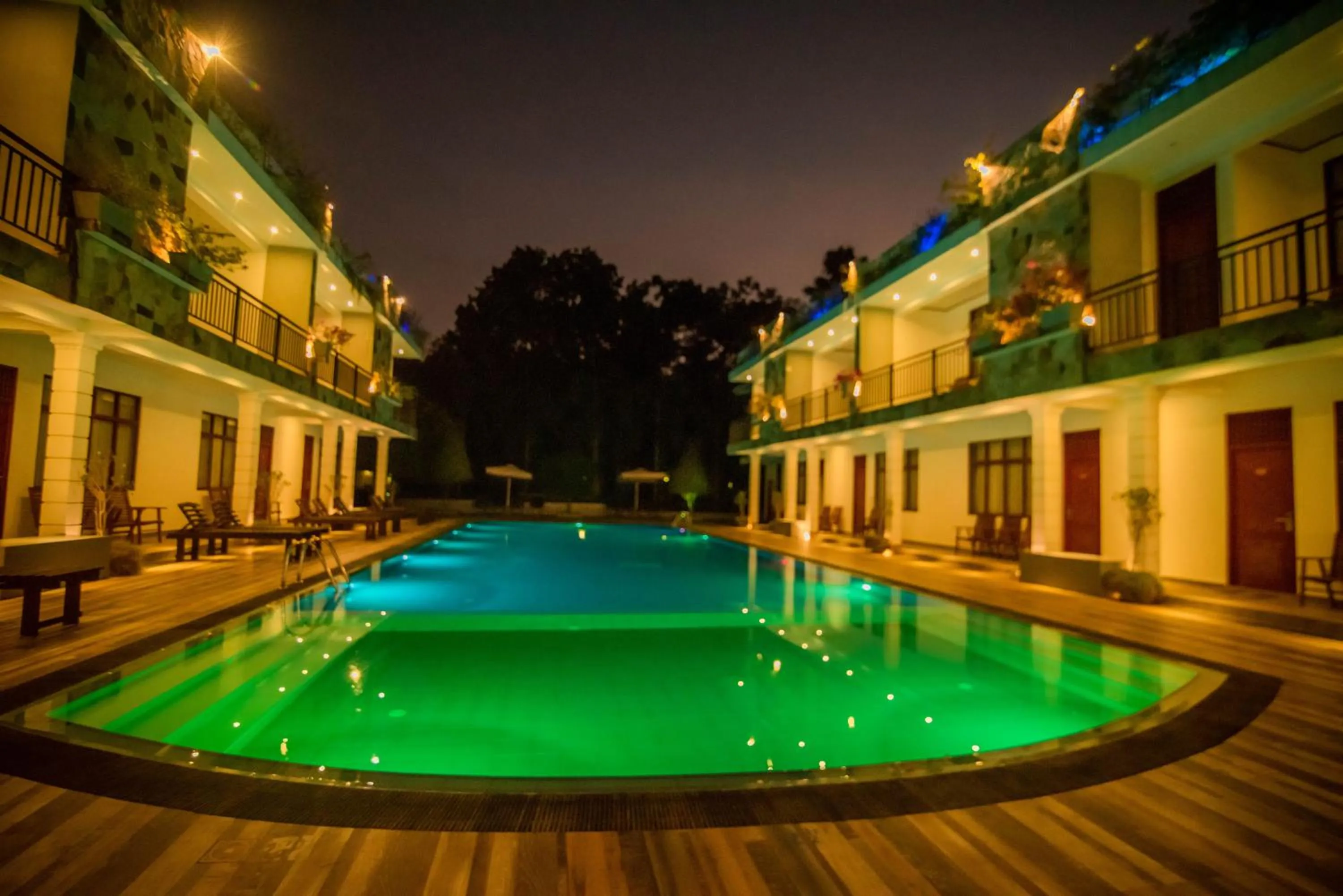 Night in Royal Reach Udawalawe