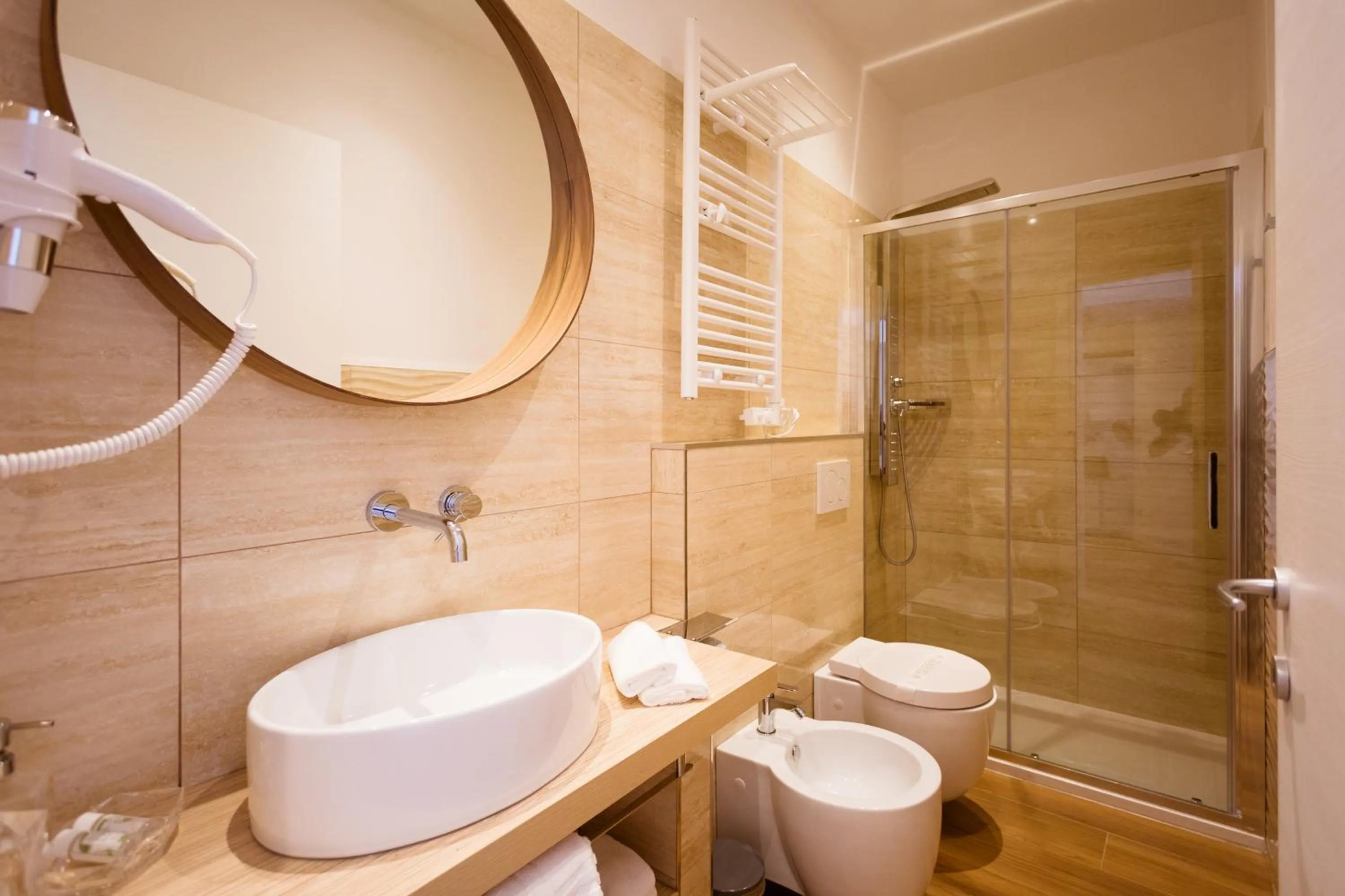 Bathroom in Elegant Apartments 5 terre la spezia