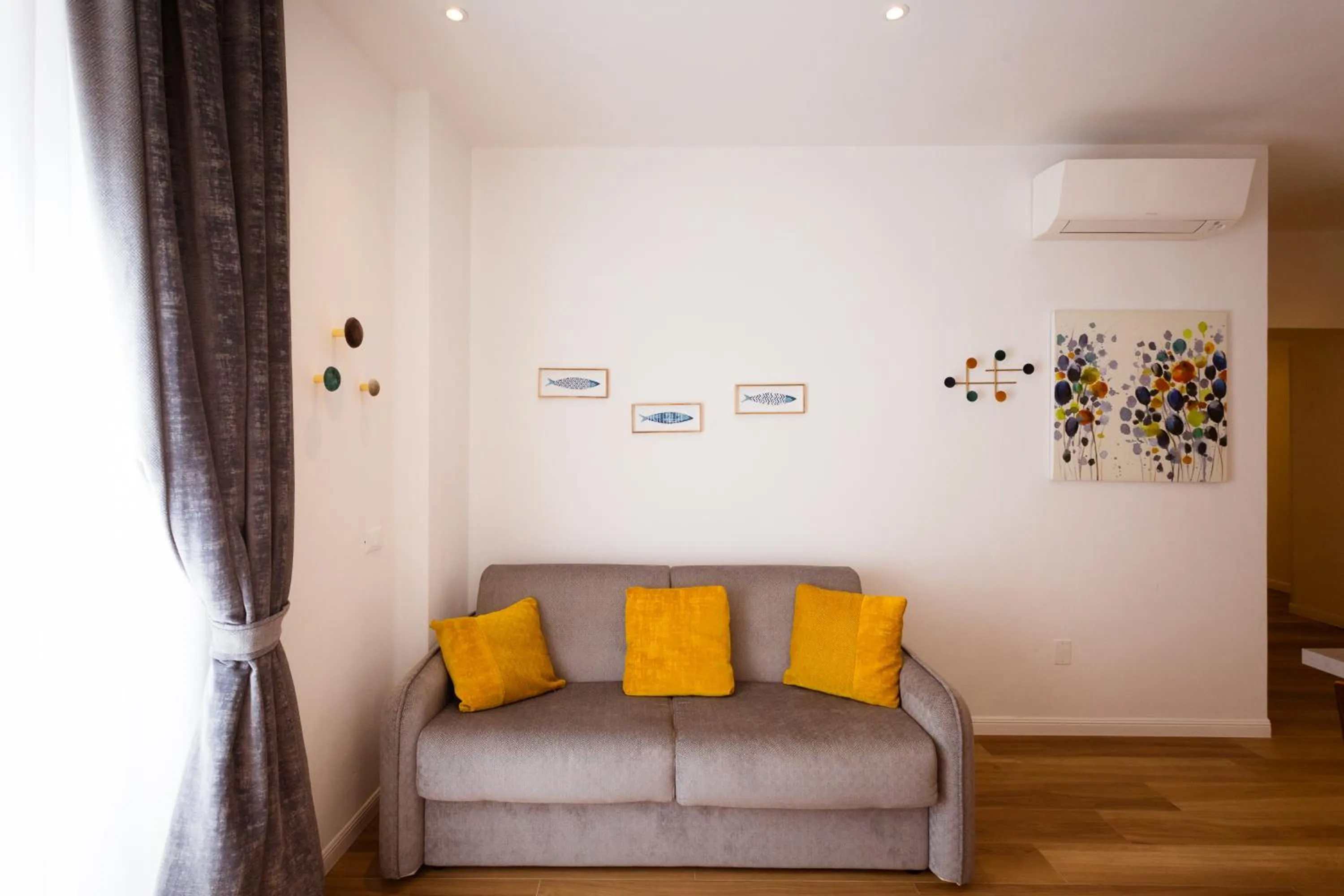 Bed in Elegant Apartments 5 terre la spezia