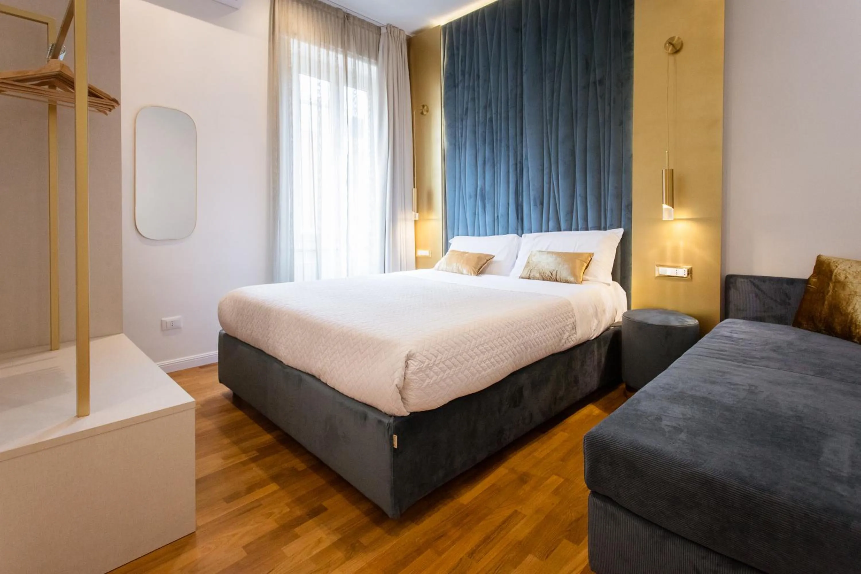 Bedroom, Bed in Elegant Apartments 5 terre la spezia