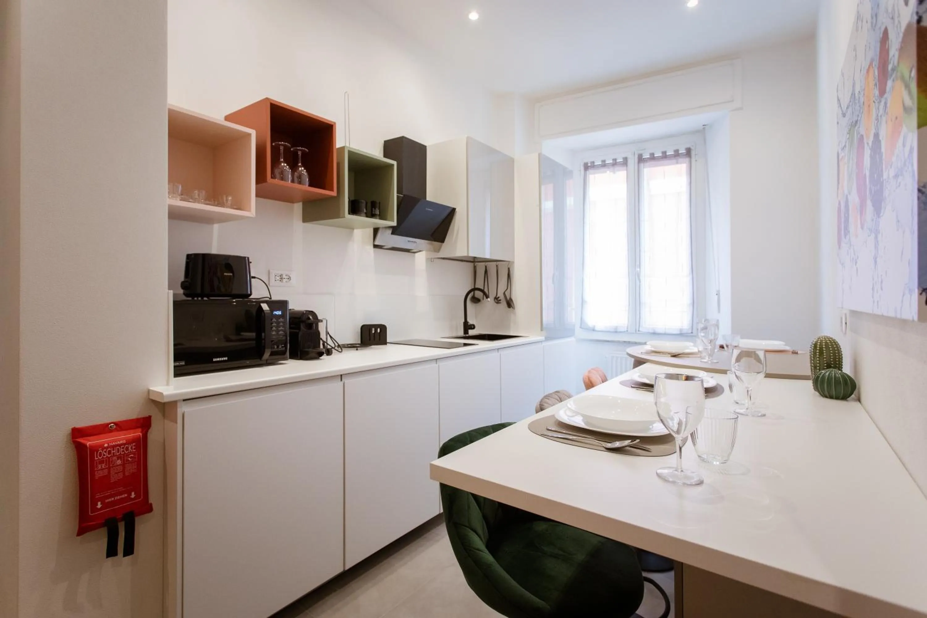 Kitchen or kitchenette in Elegant Apartments 5 terre la spezia