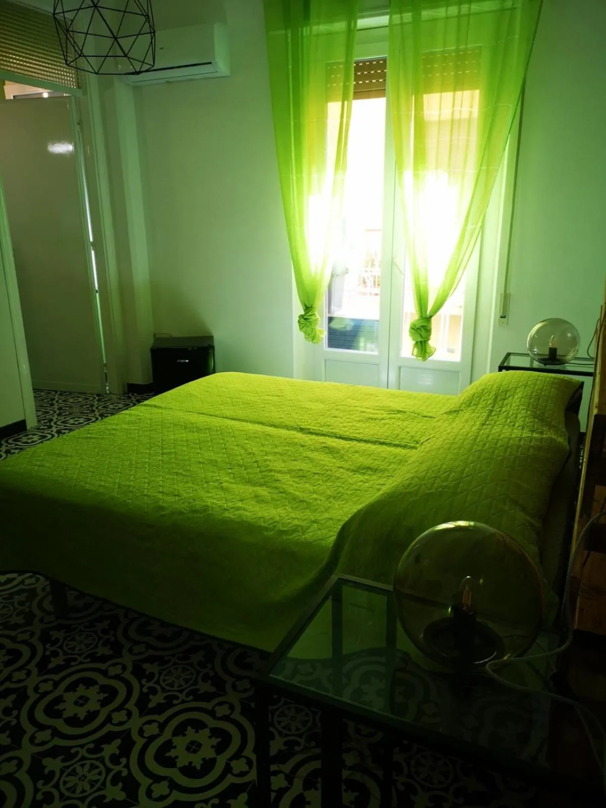 Bed in Trapani Destinations b&b
