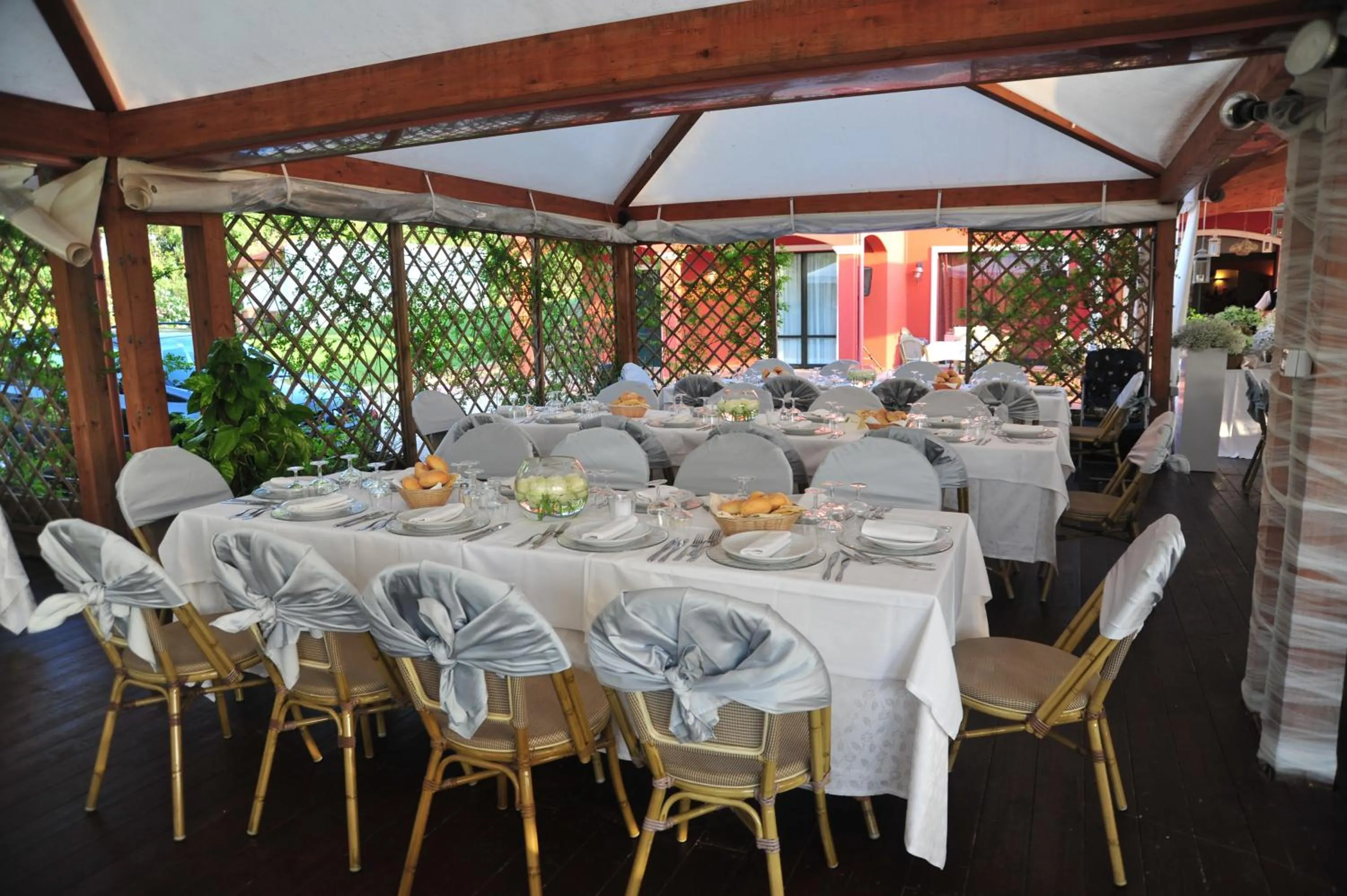 Restaurant/places to eat in Villa Barbarina Nature Resort