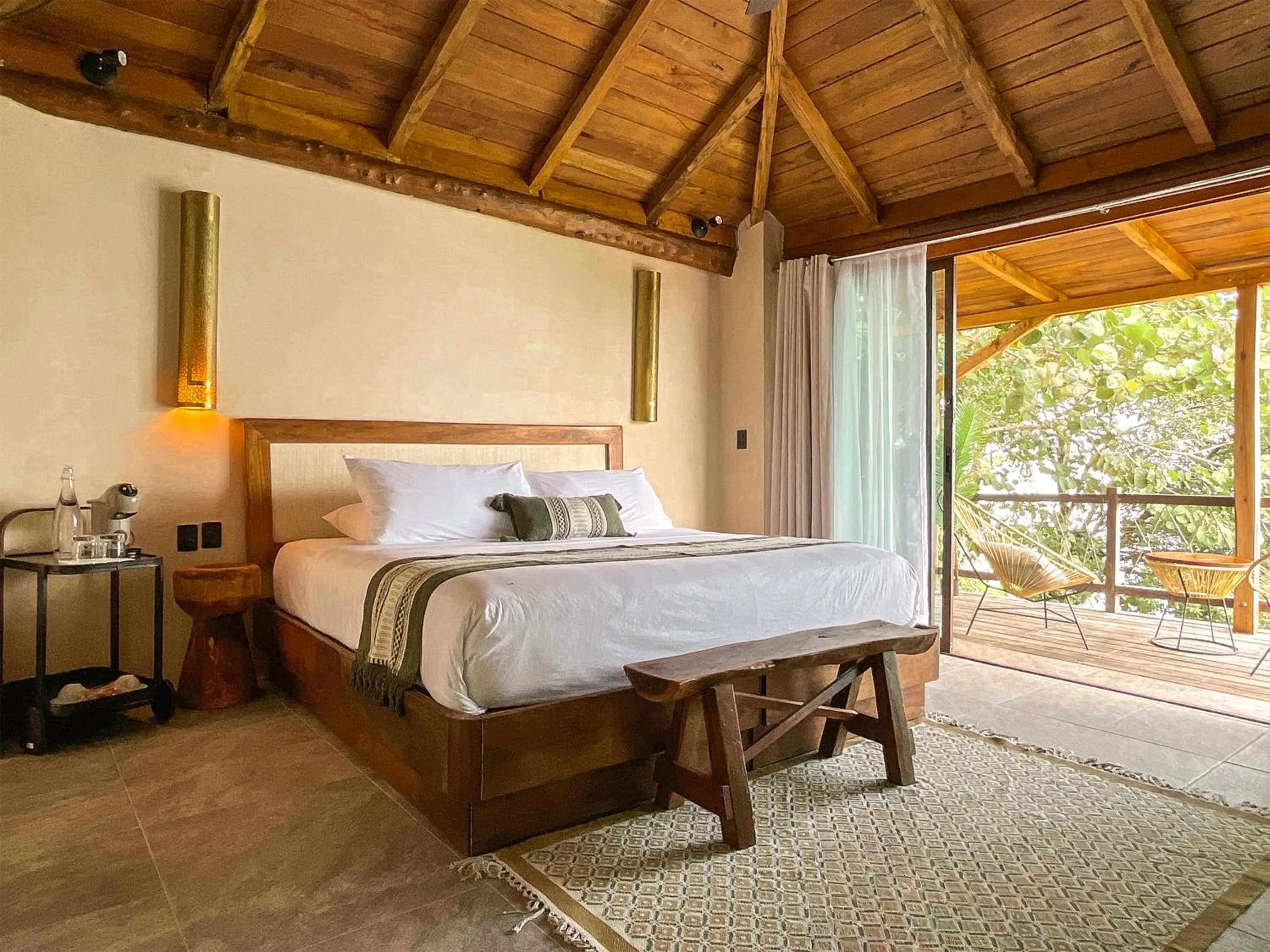 Bedroom, Bed in Zelune Luxury Lagoon Resort Bacalar - Adults Only