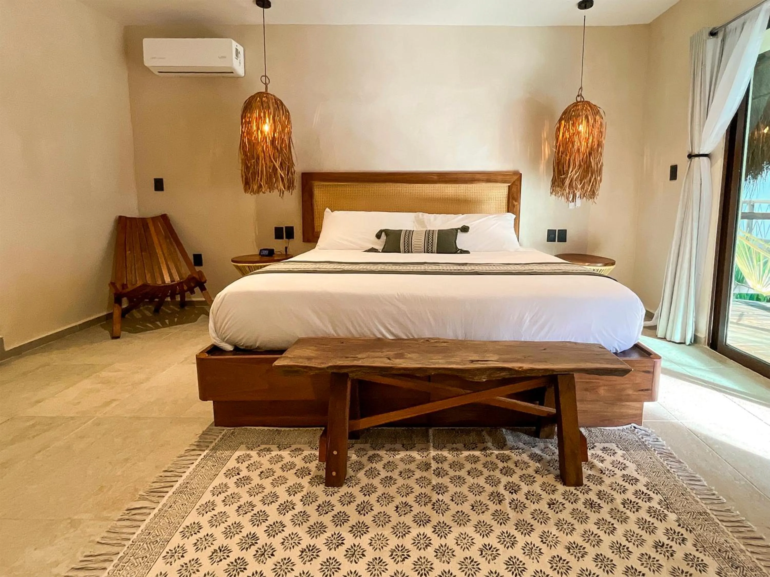 Bedroom, Bed in Zelune Luxury Lagoon Resort Bacalar - Adults Only