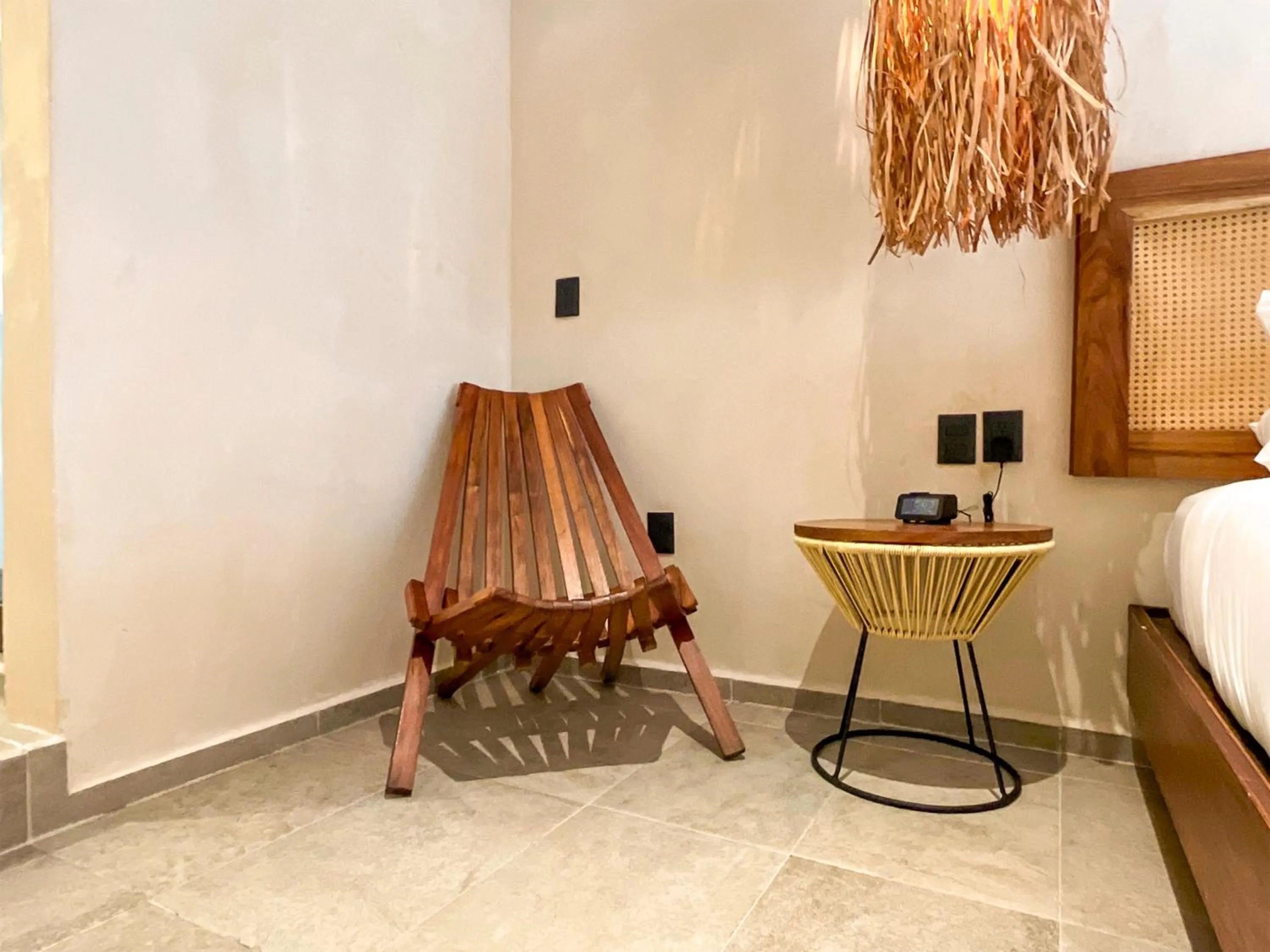 Bedroom, Bed in Zelune Luxury Lagoon Resort Bacalar - Adults Only