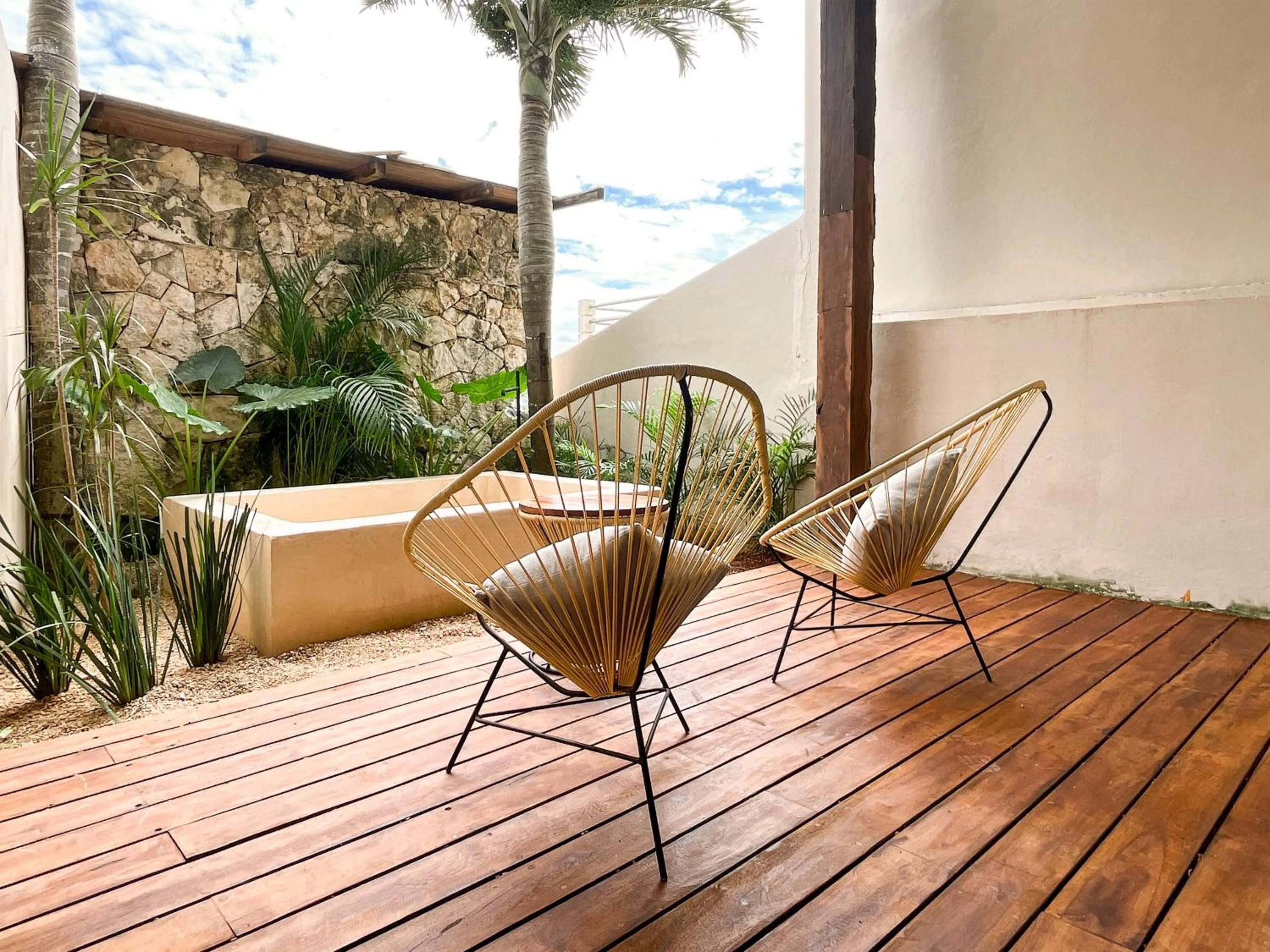 Garden view in Zelune Luxury Lagoon Resort Bacalar - Adults Only