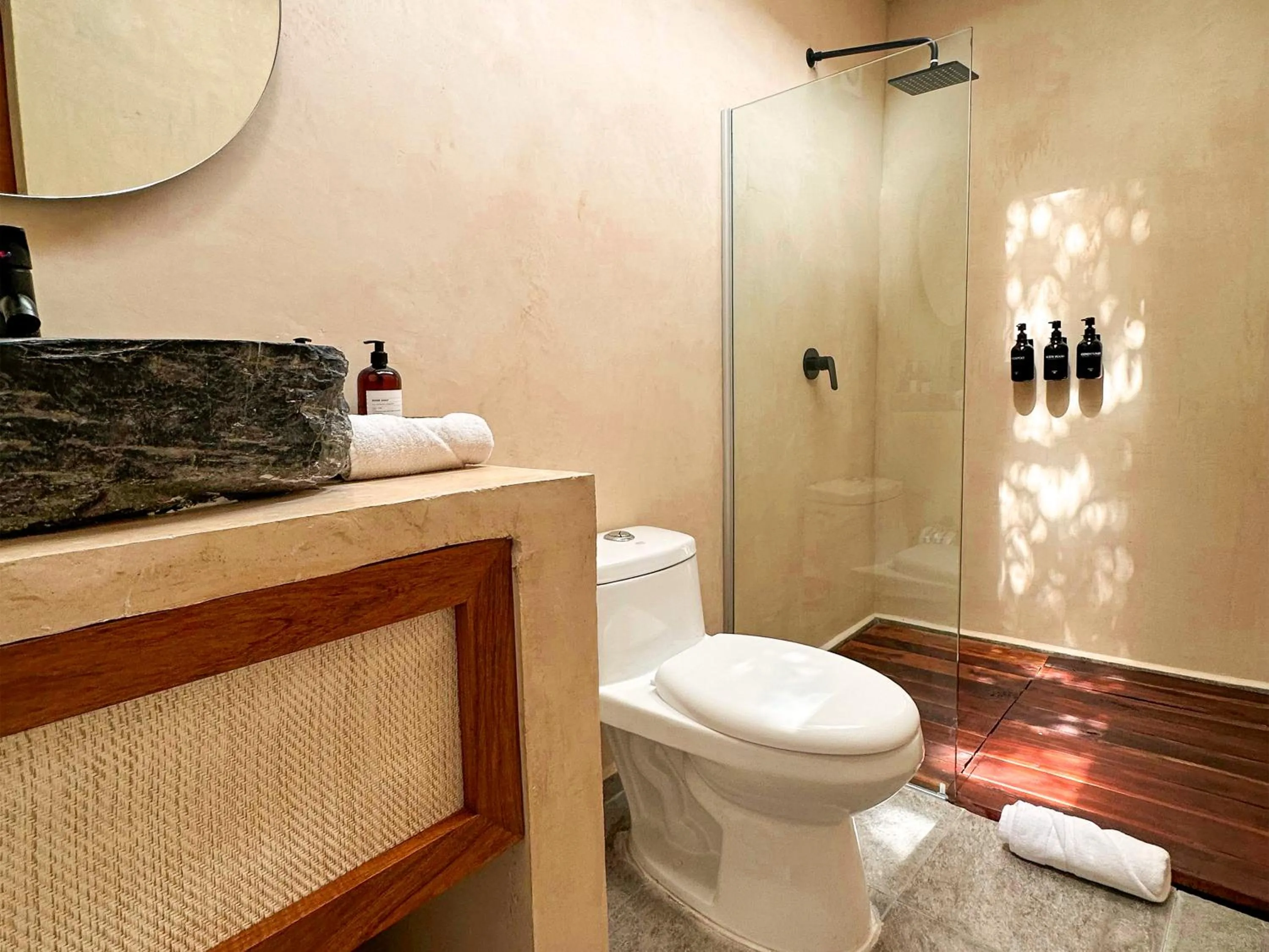 Bathroom in Zelune Luxury Lagoon Resort Bacalar - Adults Only