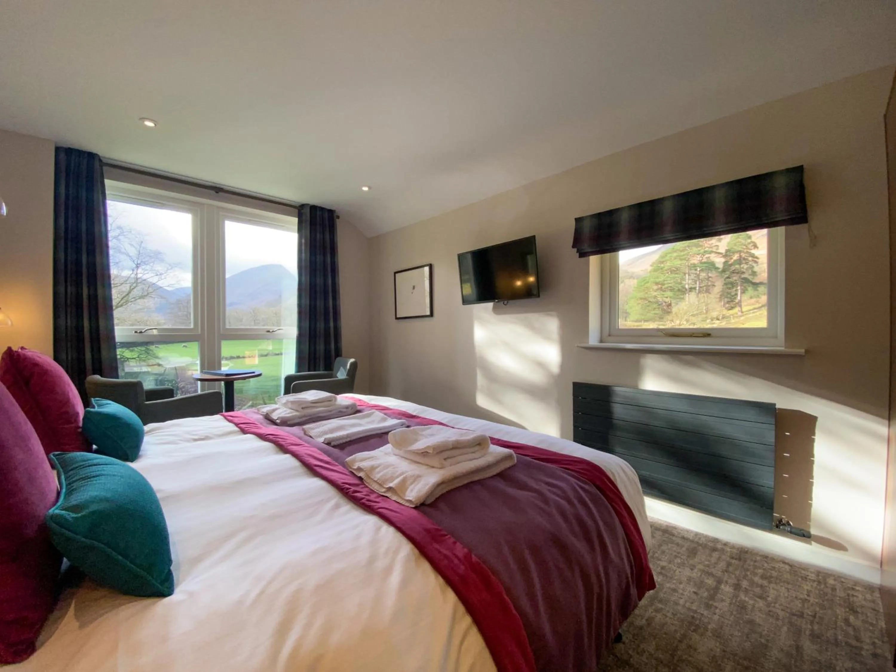 Bedroom, Bed in Glaramara Hotel