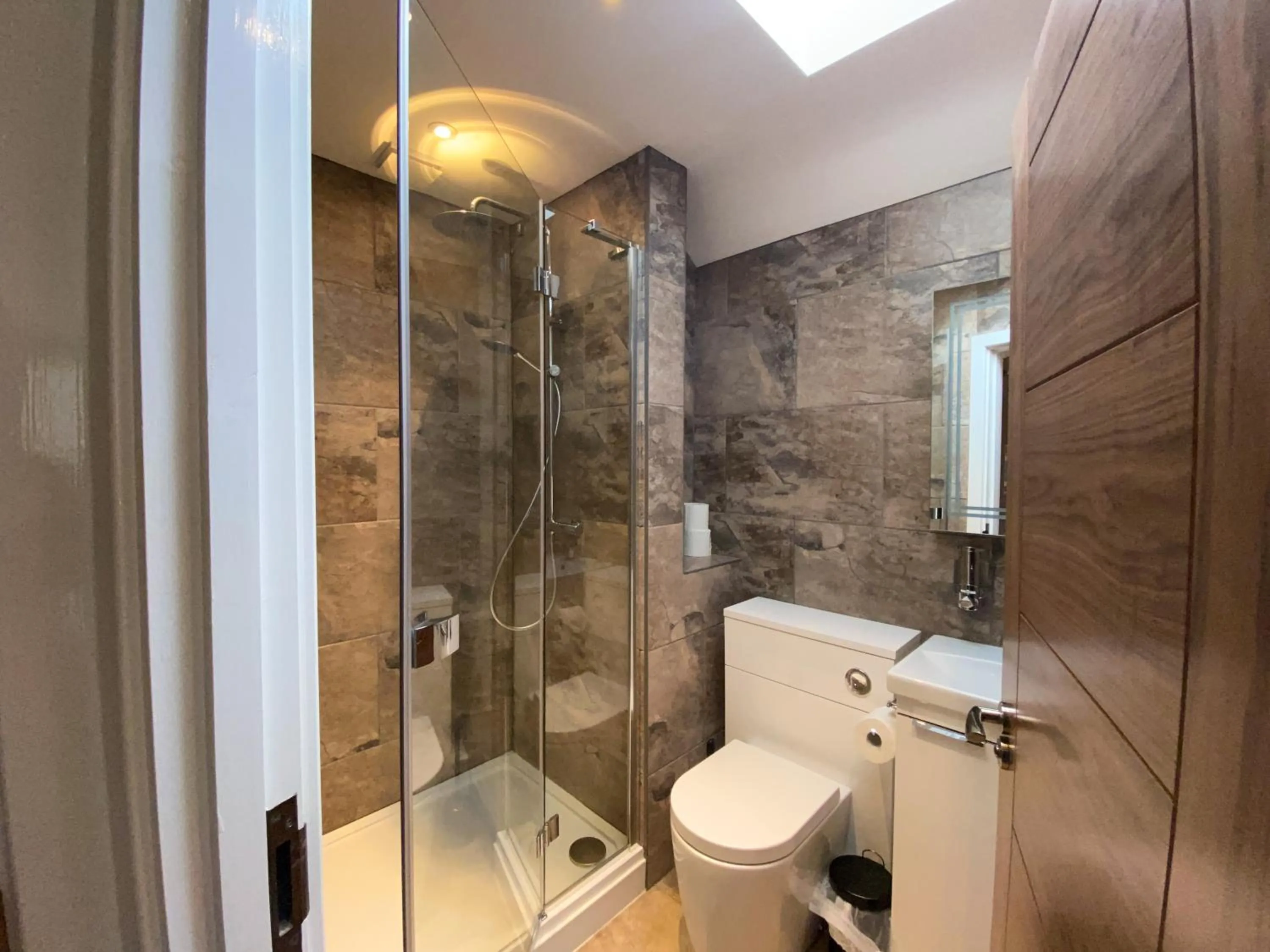 Bedroom in Glaramara Hotel