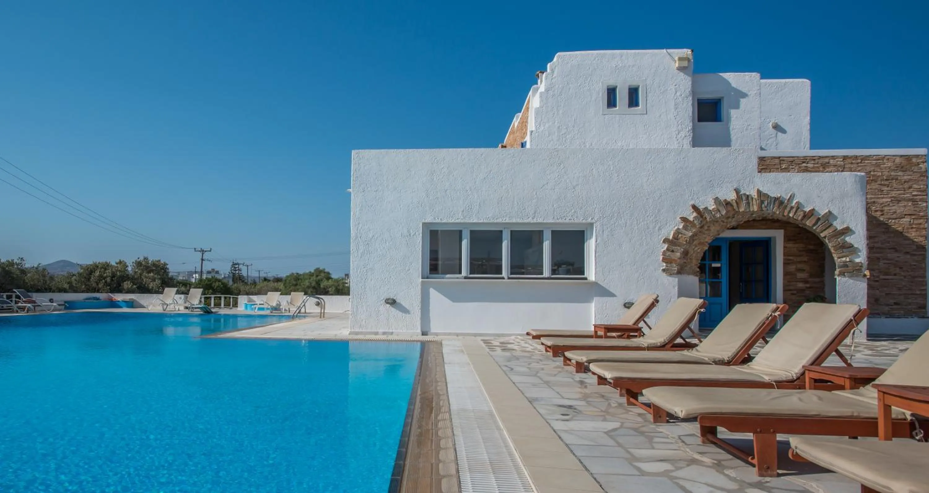 Swimming pool in Naxos Holidays
