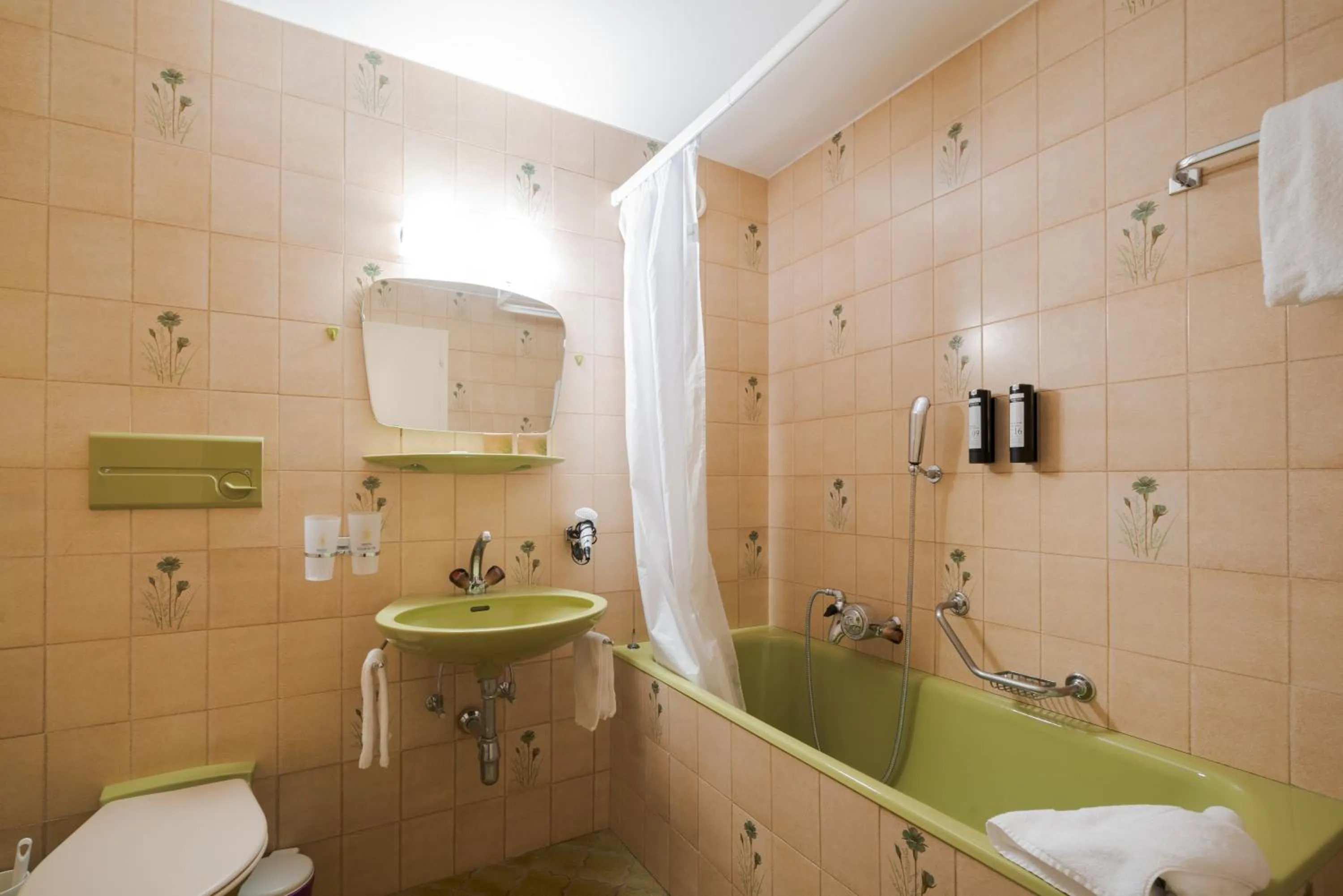 Bathroom in La Fleur de Lys
