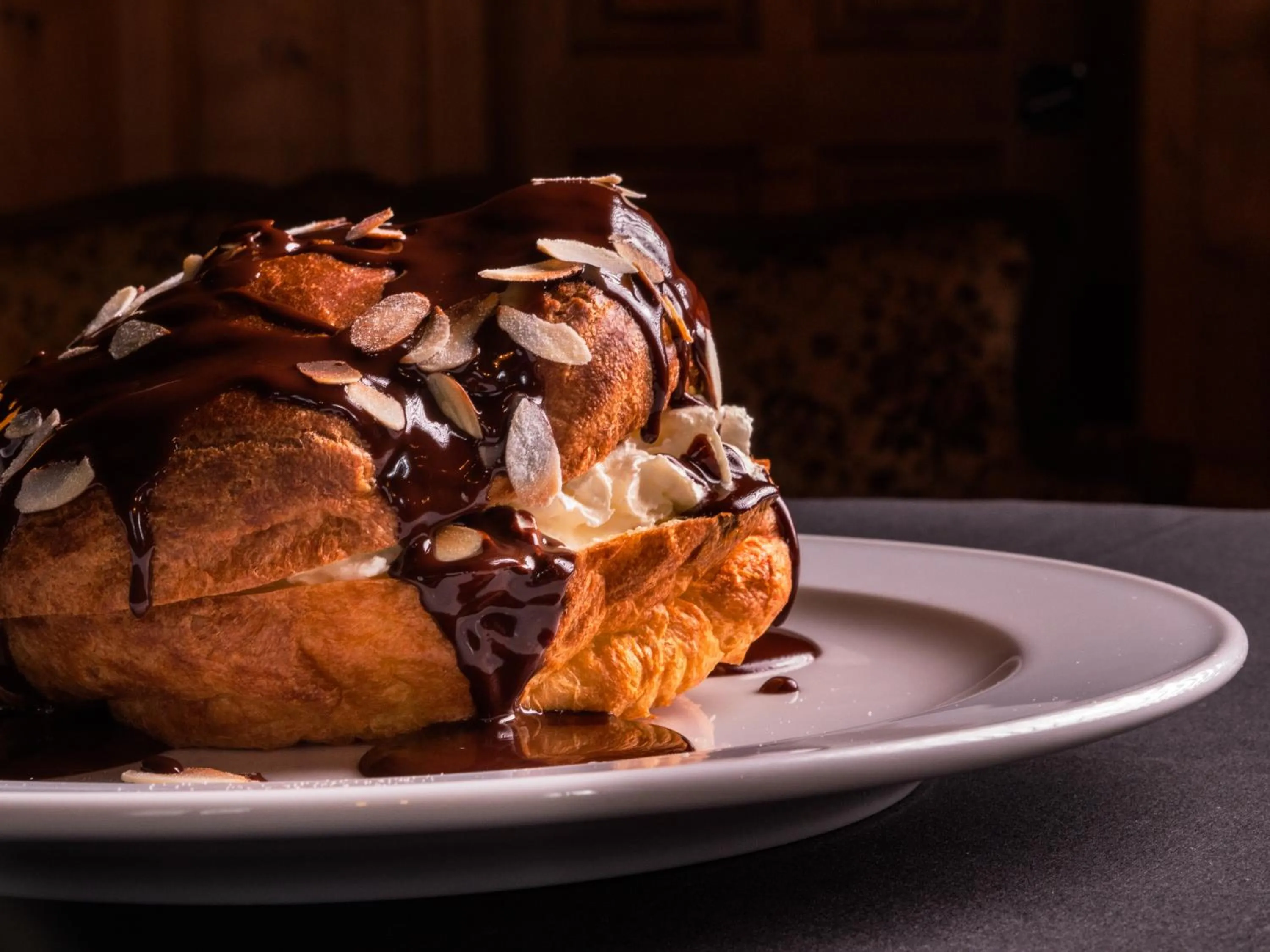 Restaurant/places to eat in La Fleur de Lys