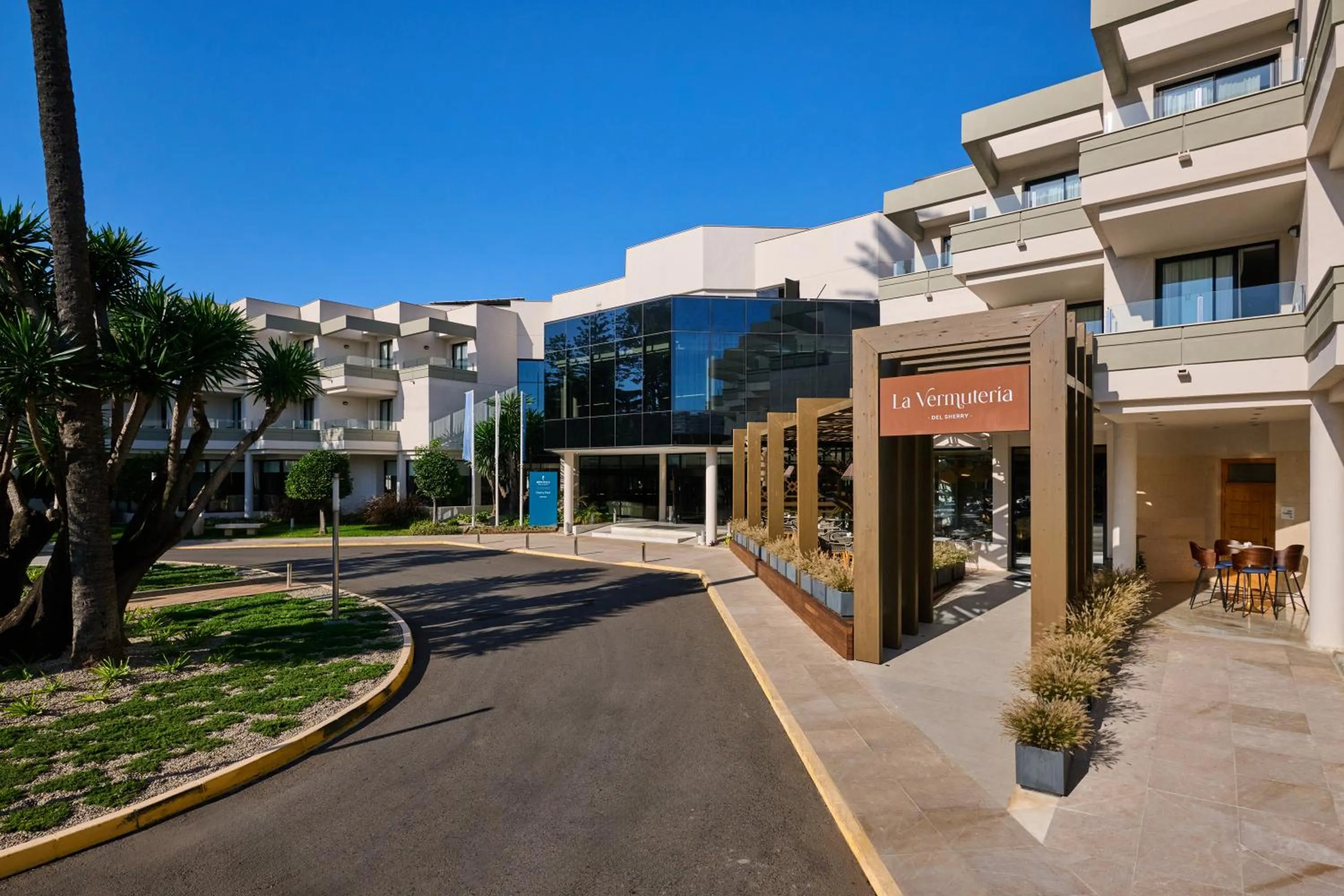 Restaurant/places to eat in Hipotels Sherry Park