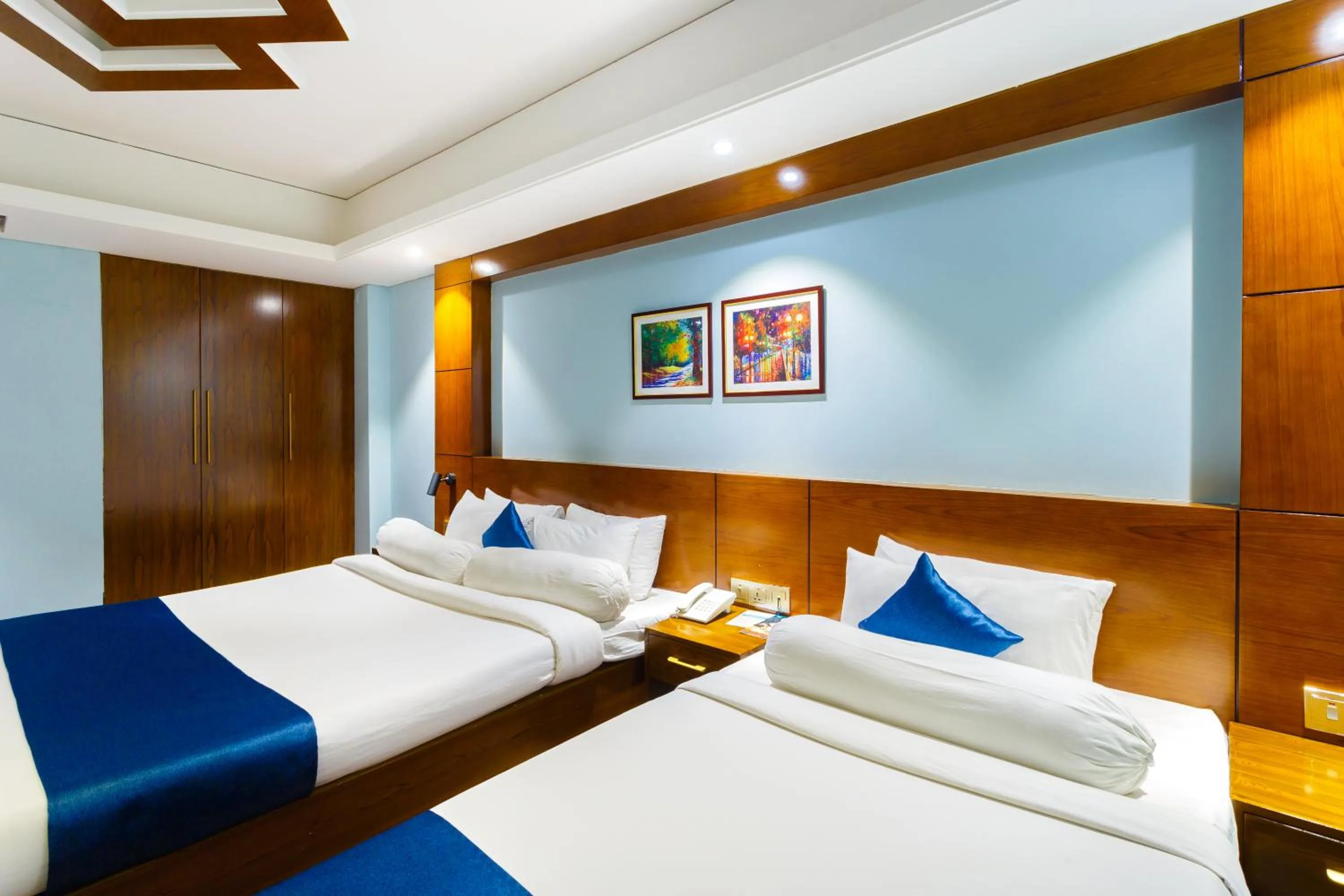 Bed in HOTEL THE CAPITAL LTD.