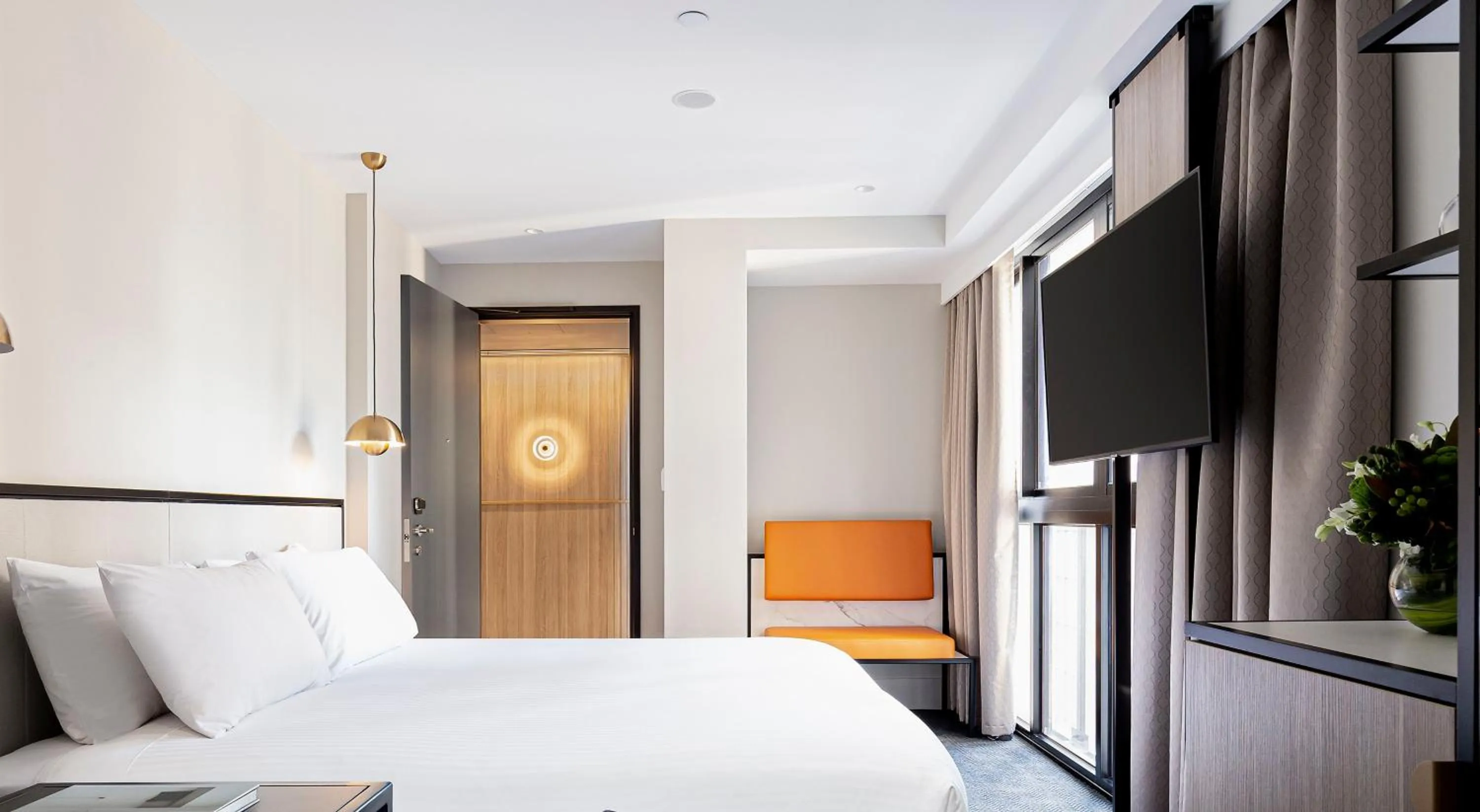 Photo of the whole room, Bed in Brady Hotels Jones Lane