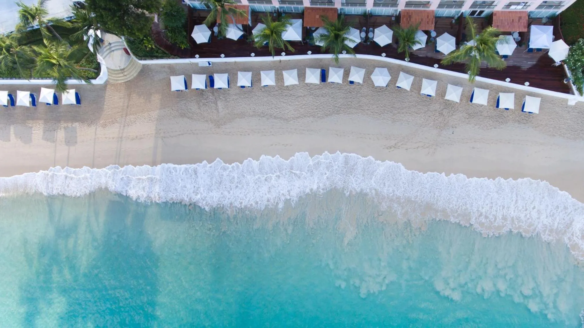 Beach in Fairmont Royal Pavilion Barbados Resort