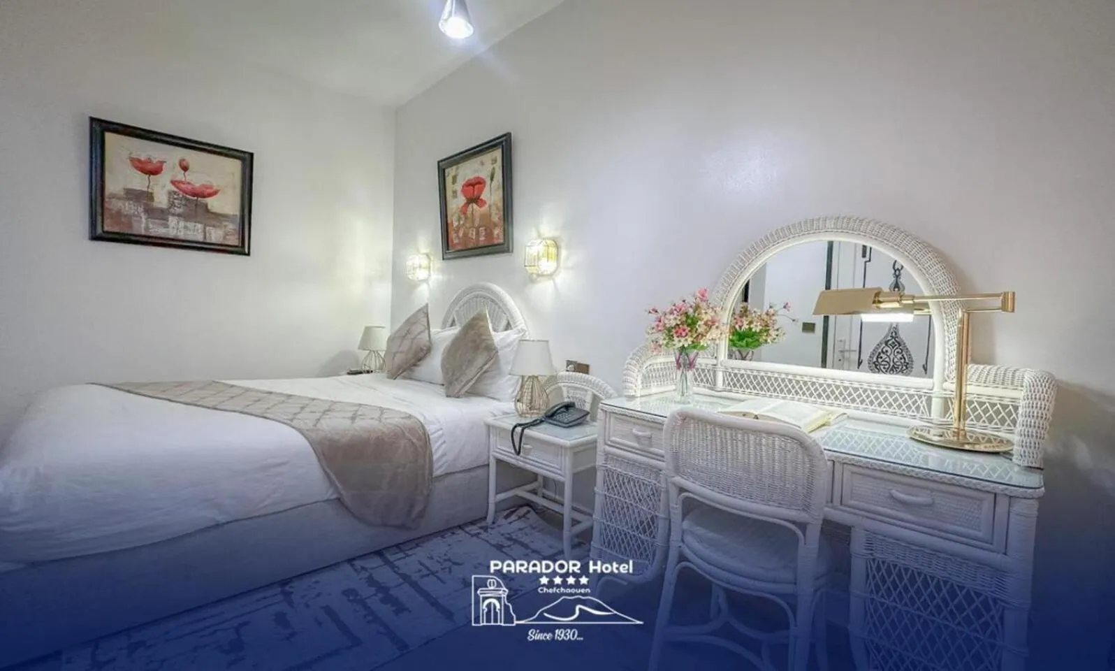 Bed in Hotel Parador