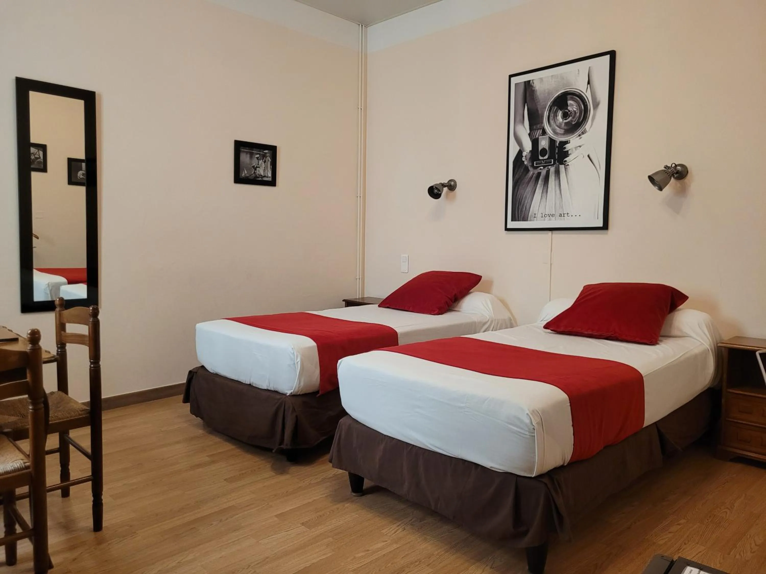 Family, Bed in Hotel Du Forum