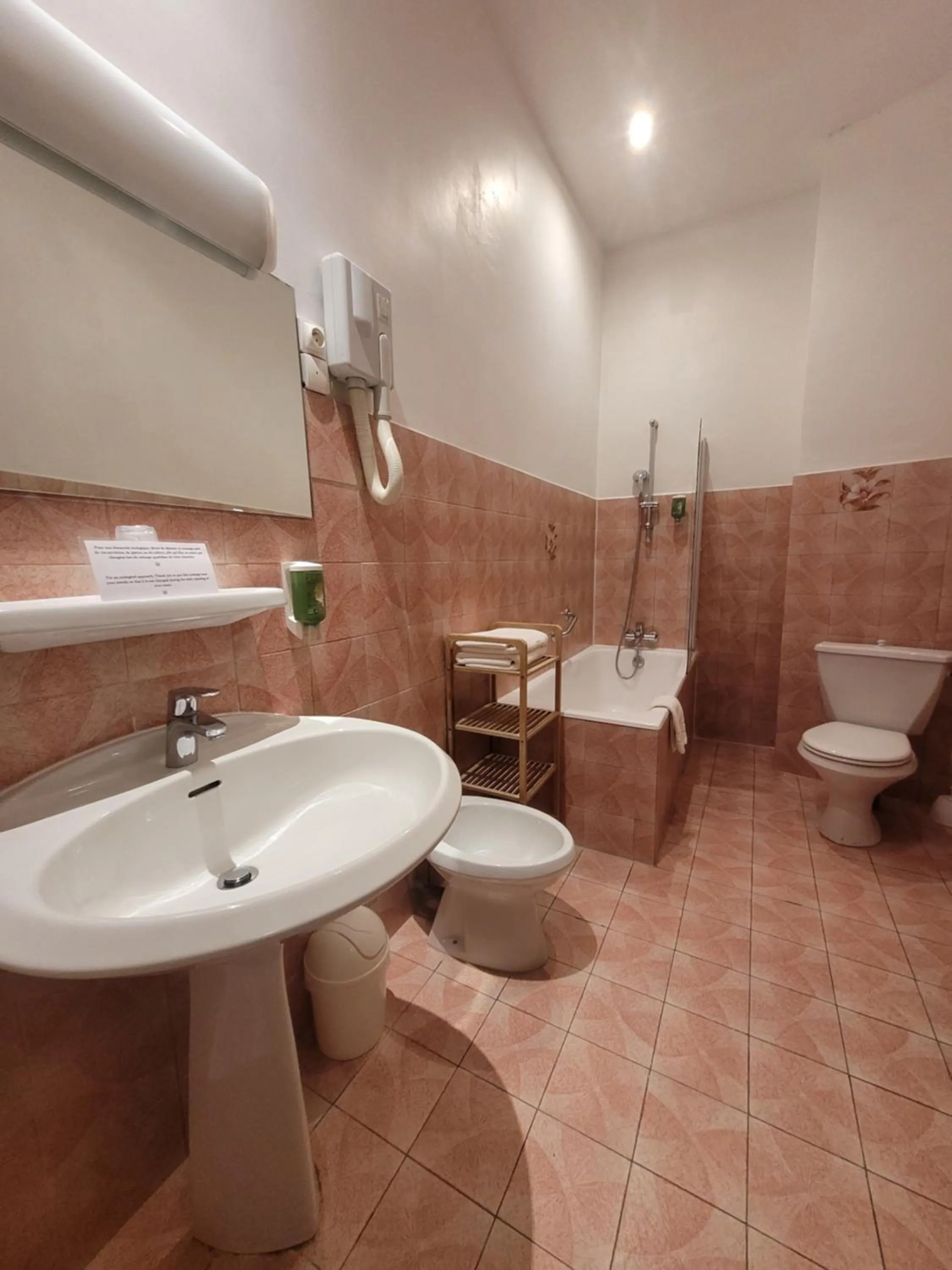 Bathroom in Hotel Du Forum