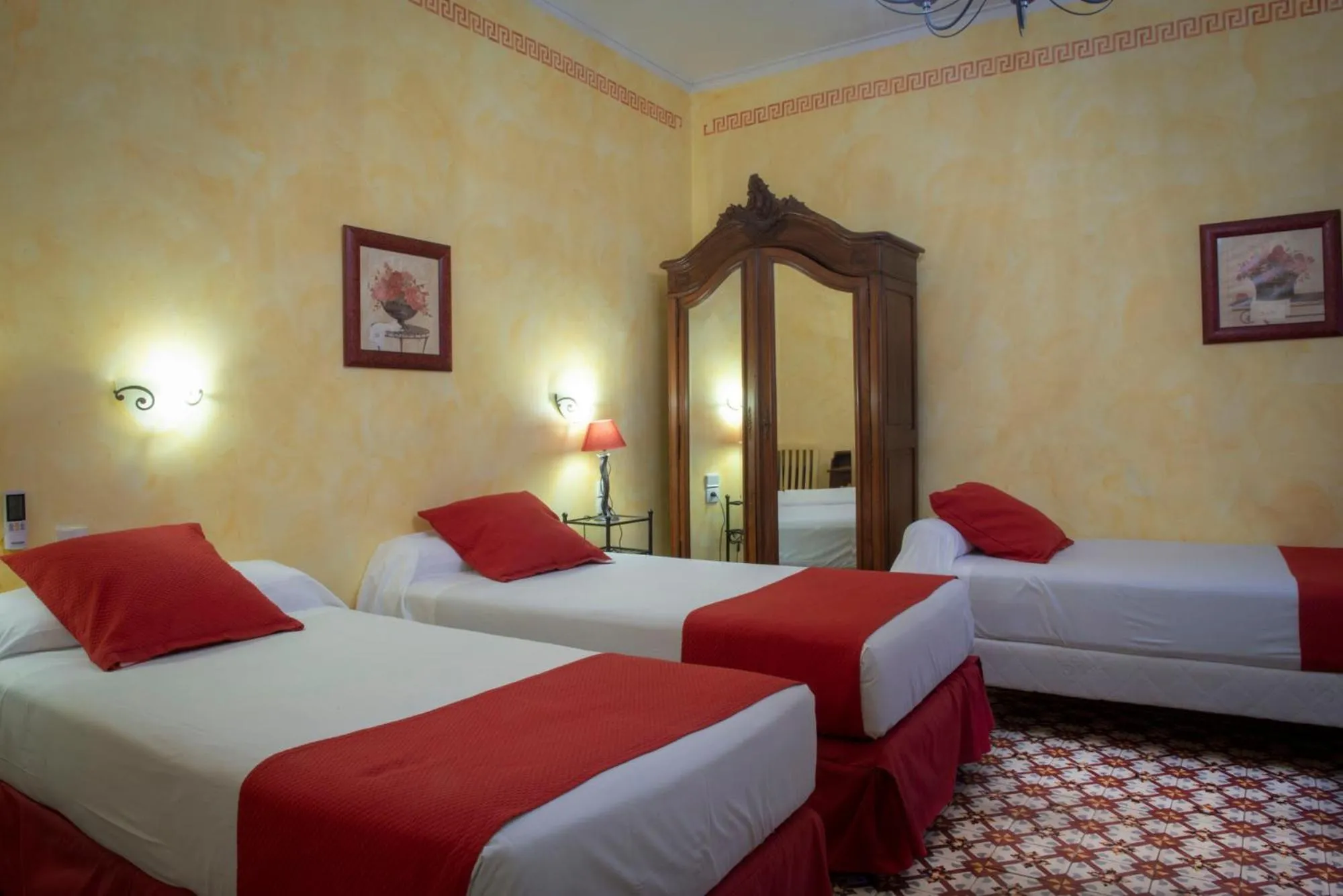 Bed in Hotel Du Forum