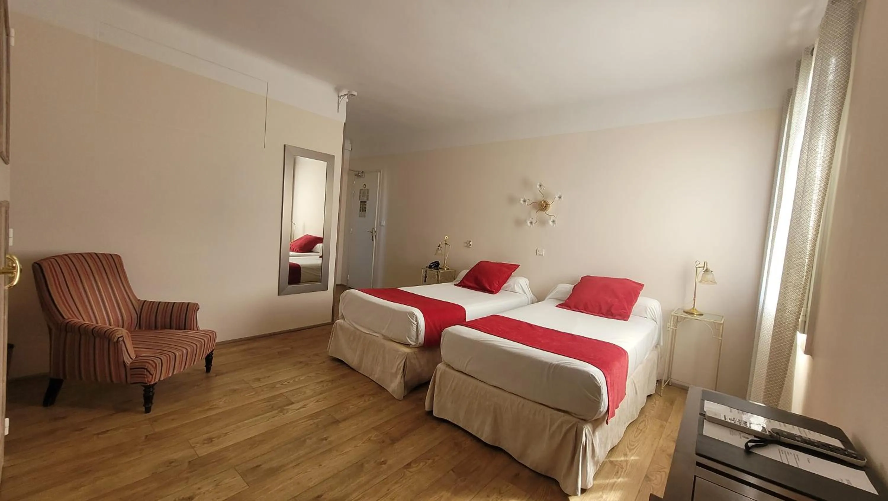 Bed in Hotel Du Forum