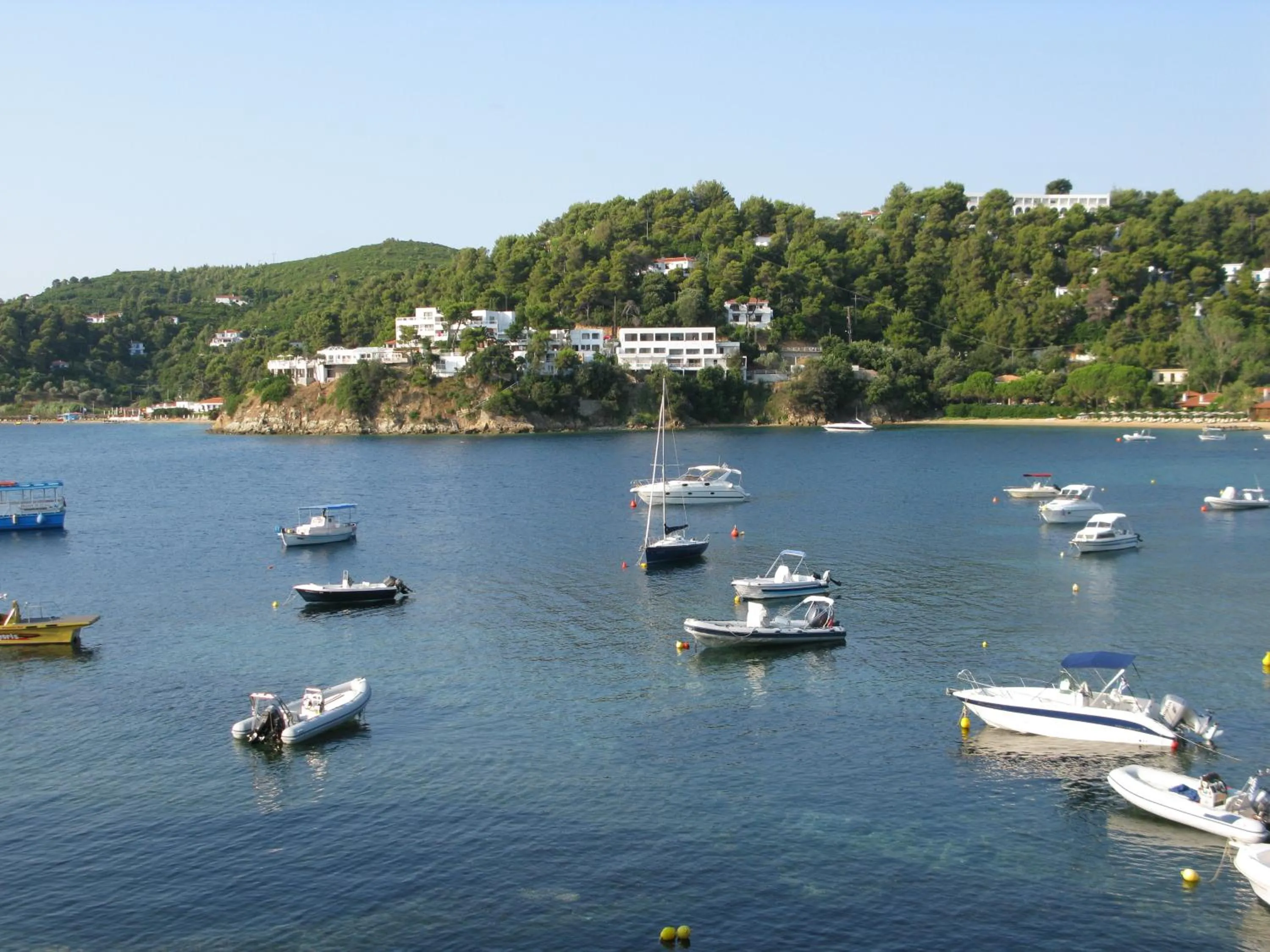 Facade/entrance in Cape Kanapitsa Hotel & Suites