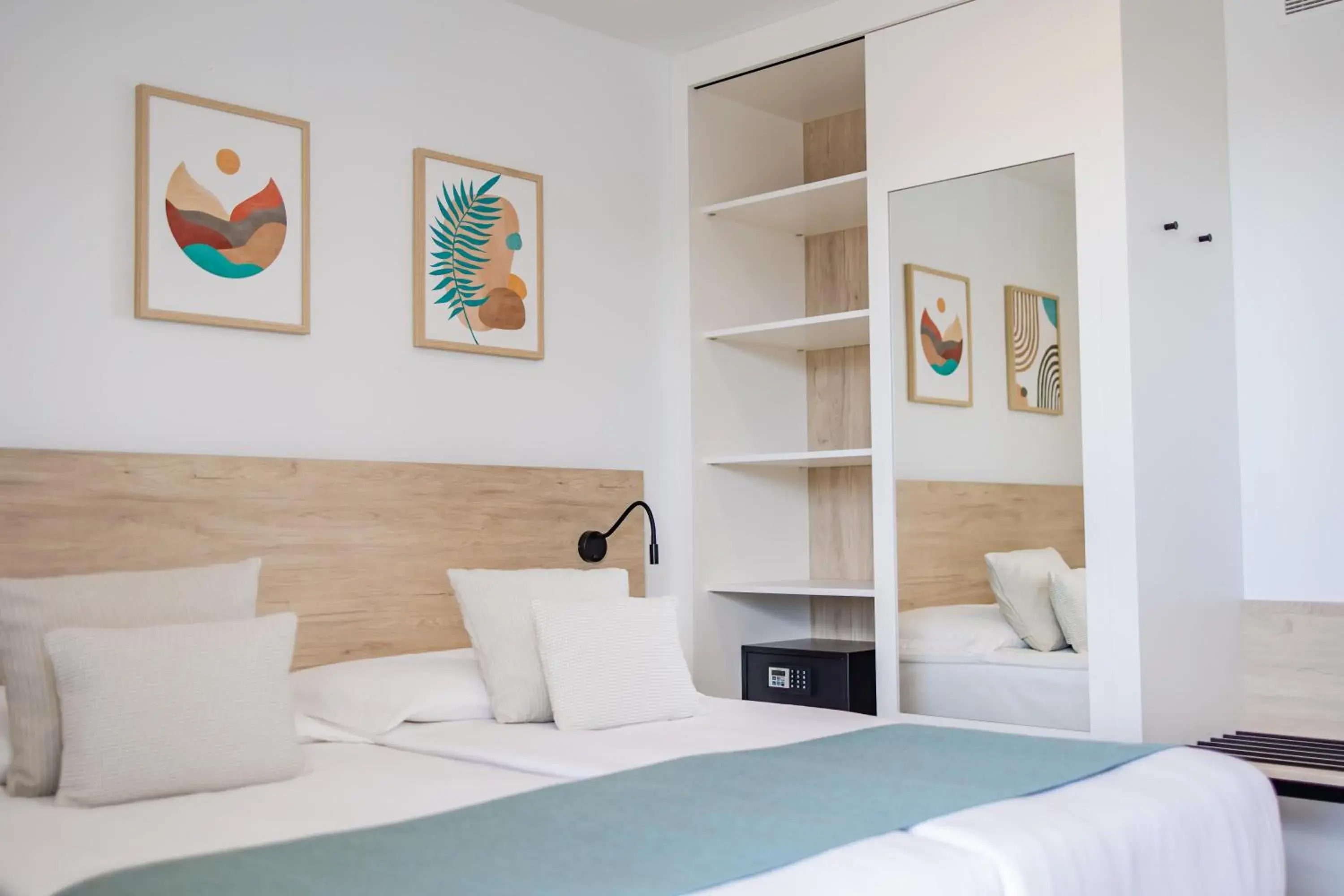 Photo of the whole room, Bed in Servatur Hartaguna - Adults Only Photo of the whole room, Bed in Servatur Hartaguna - Adults Only